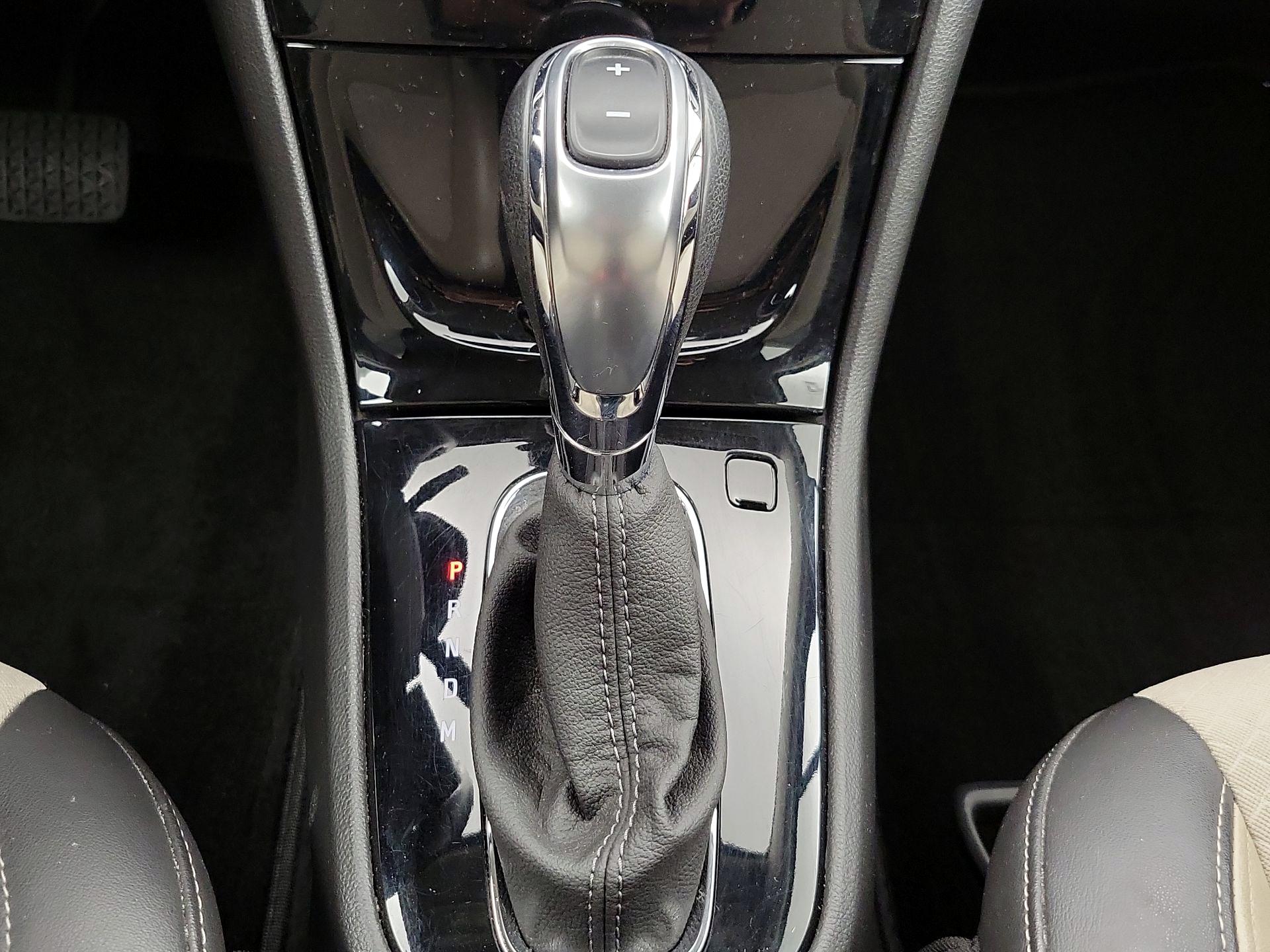 Thumbnail: 2018 Buick Encore - 17