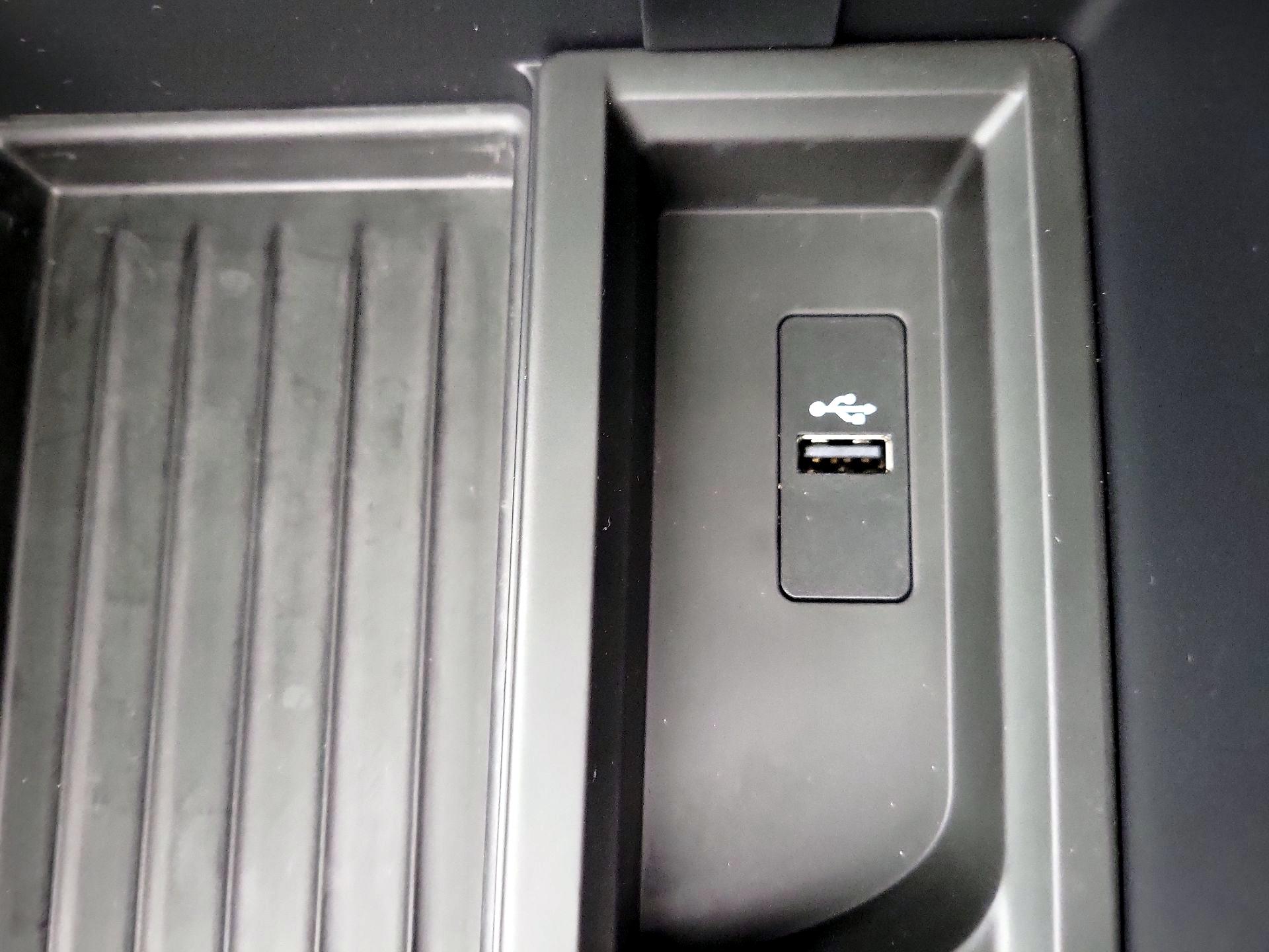 Thumbnail: 2019 BMW M4 - 19