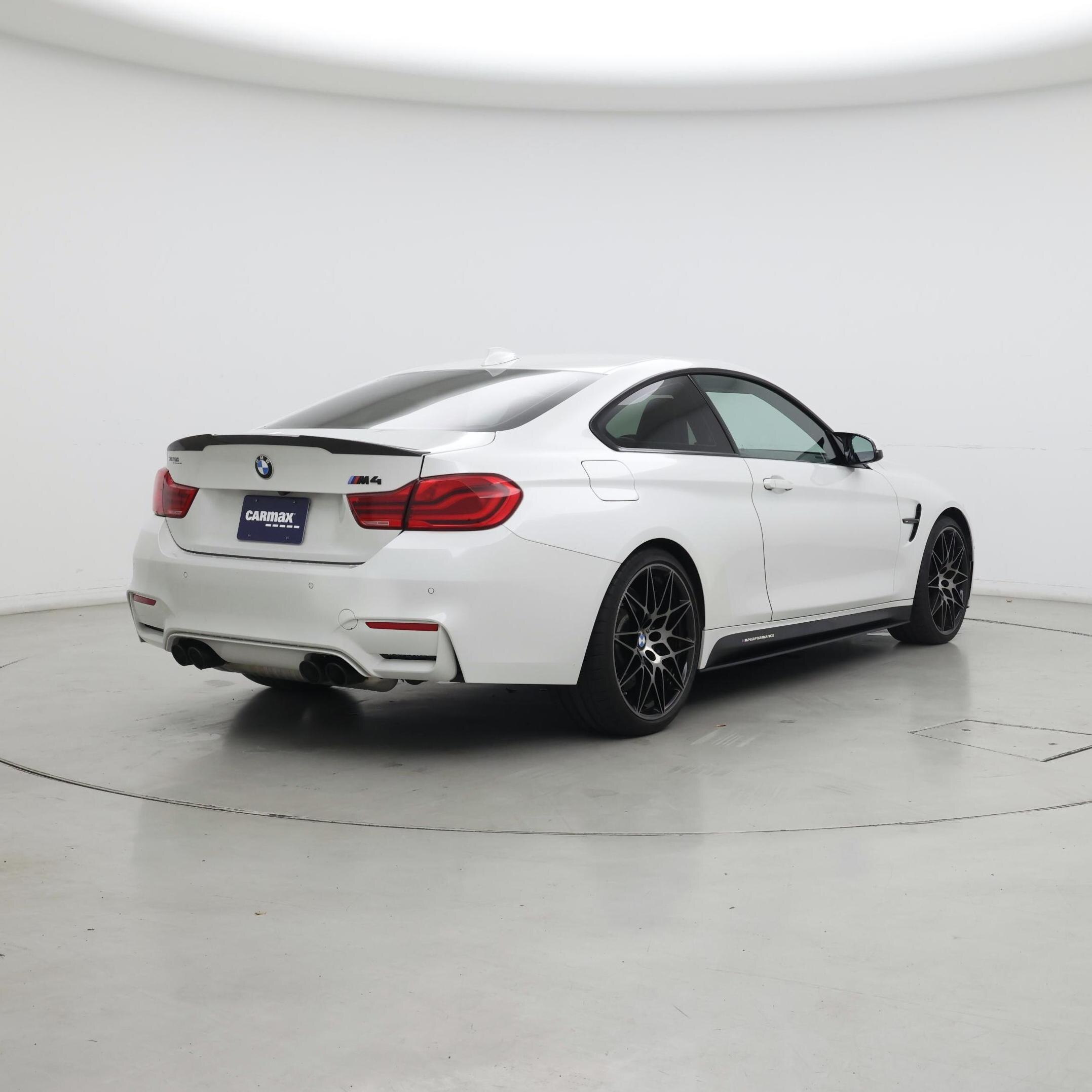 Thumbnail: 2019 BMW M4 - 8