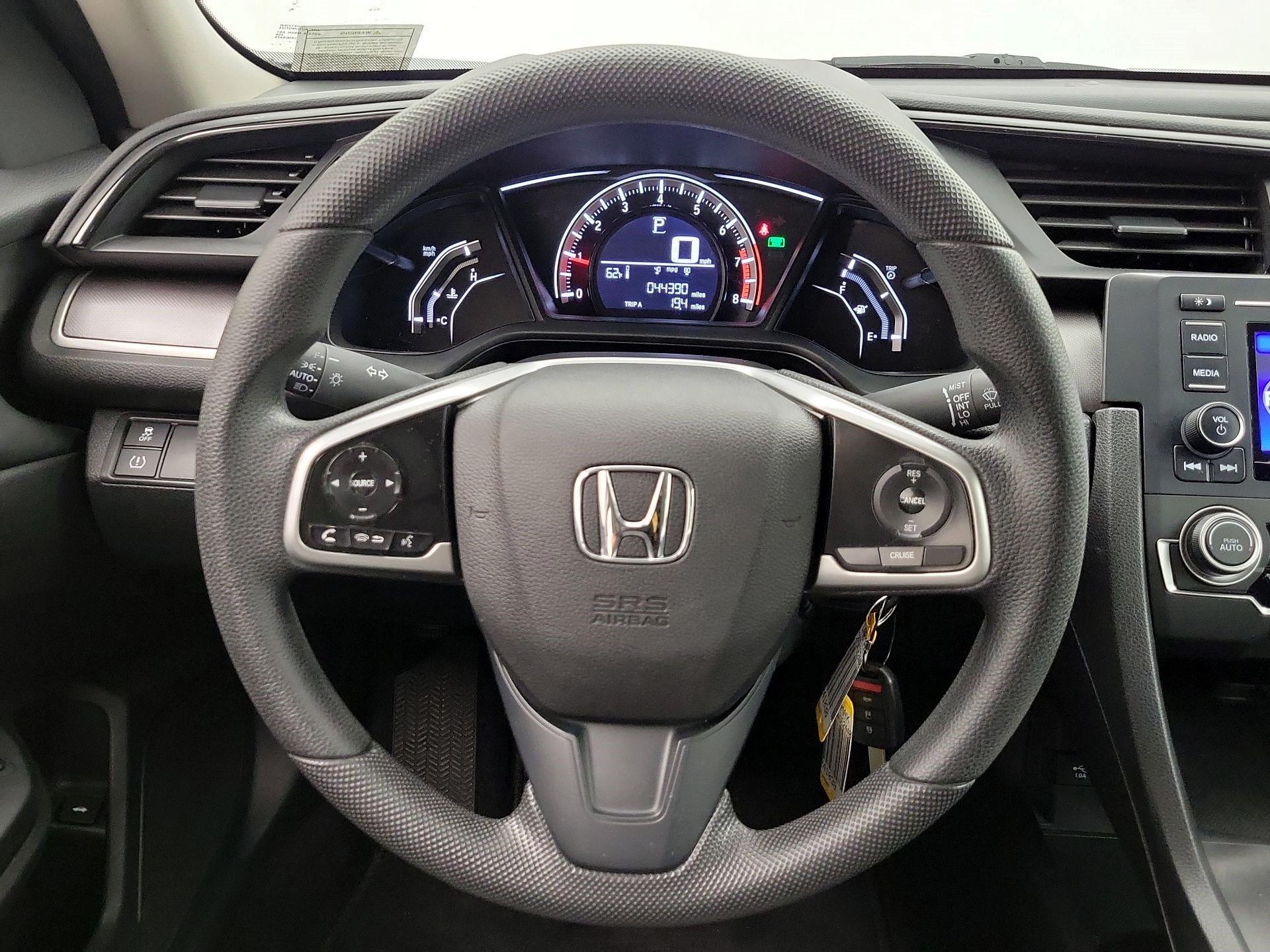 Thumbnail: 2016 Honda Civic - 10