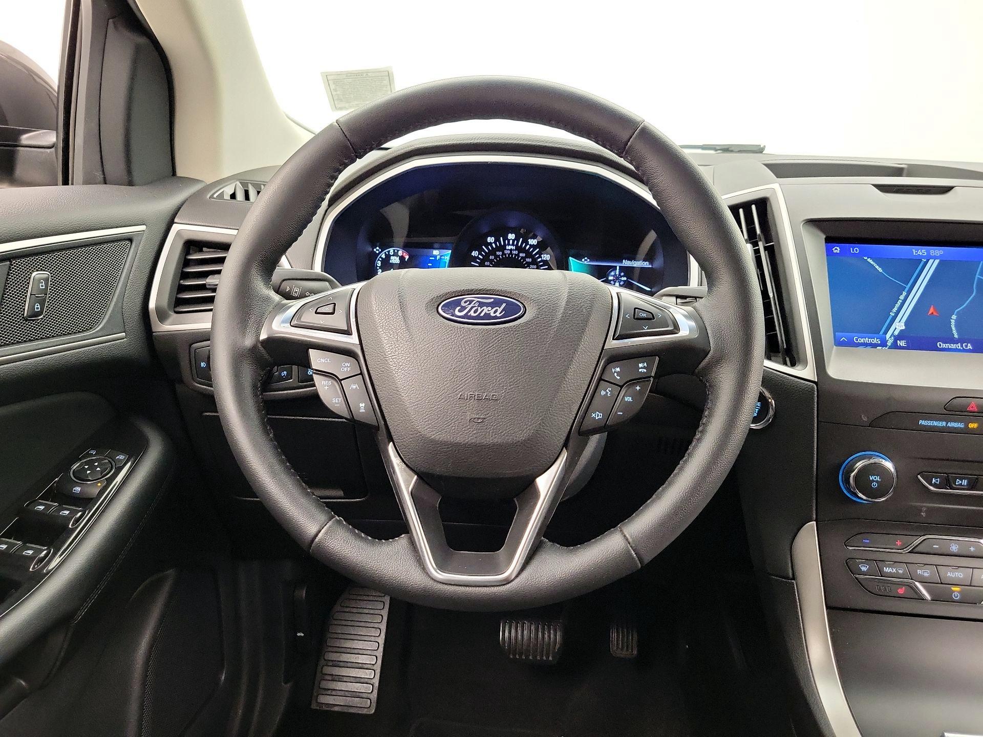 Thumbnail: 2020 Ford Edge - 10