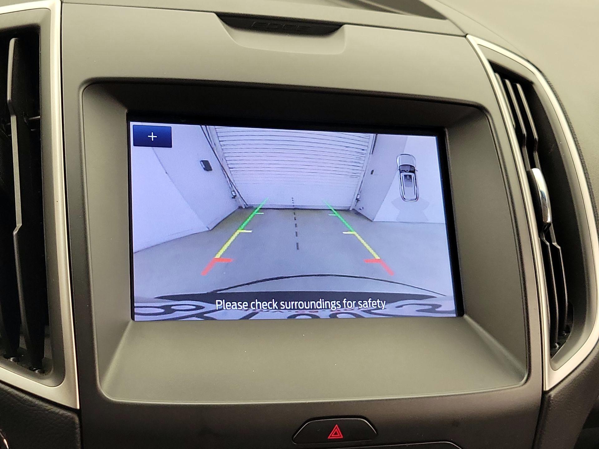 Thumbnail: 2020 Ford Edge - 15