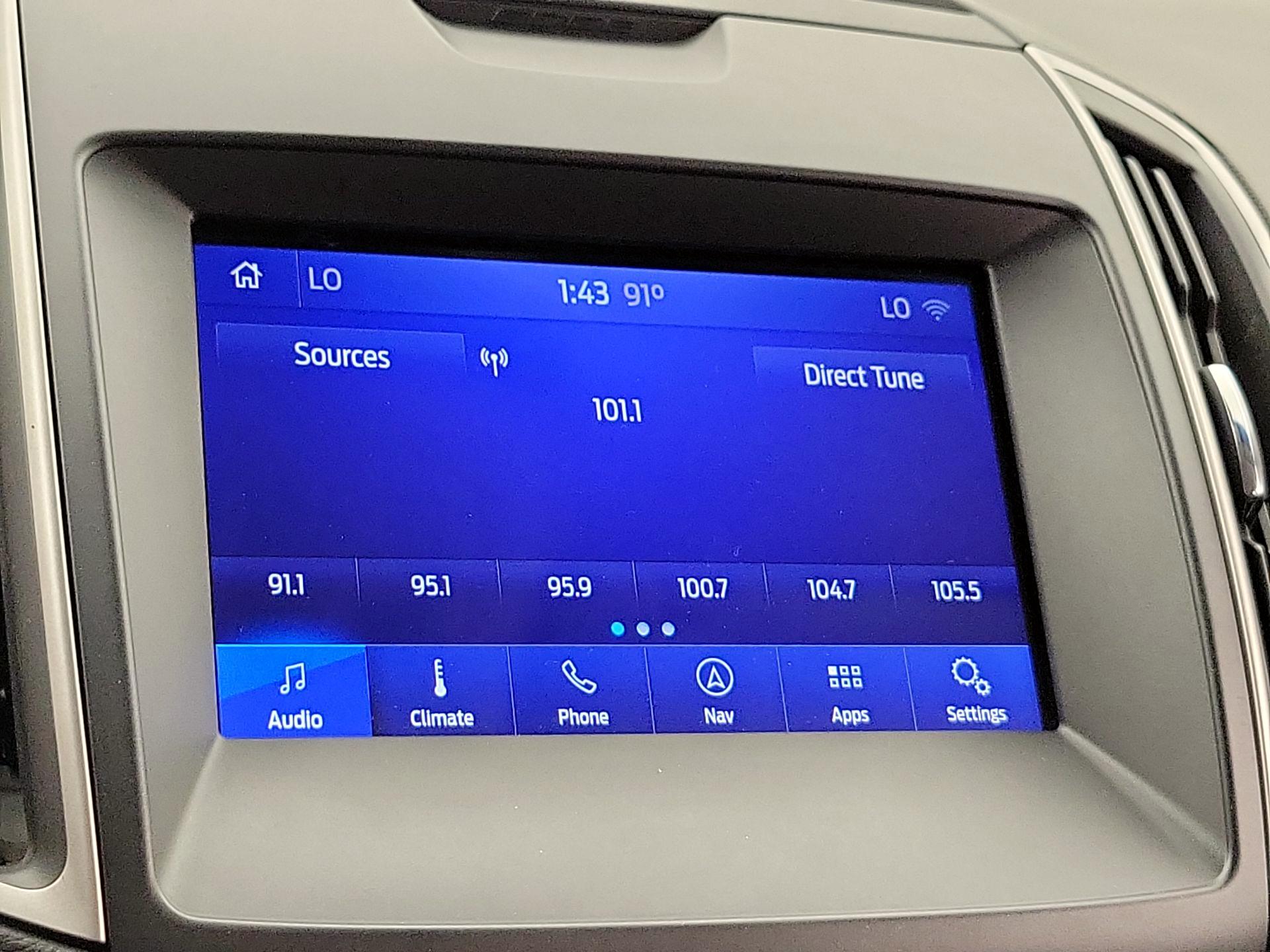 Thumbnail: 2020 Ford Edge - 16