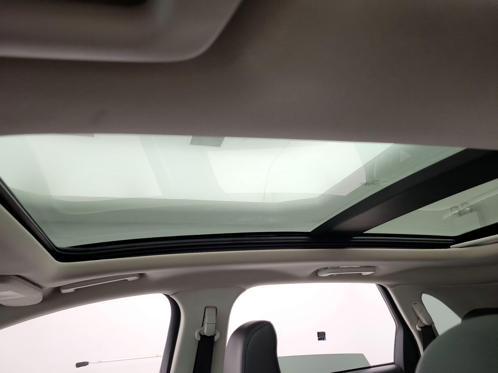 Thumbnail: 2020 Ford Edge - 20