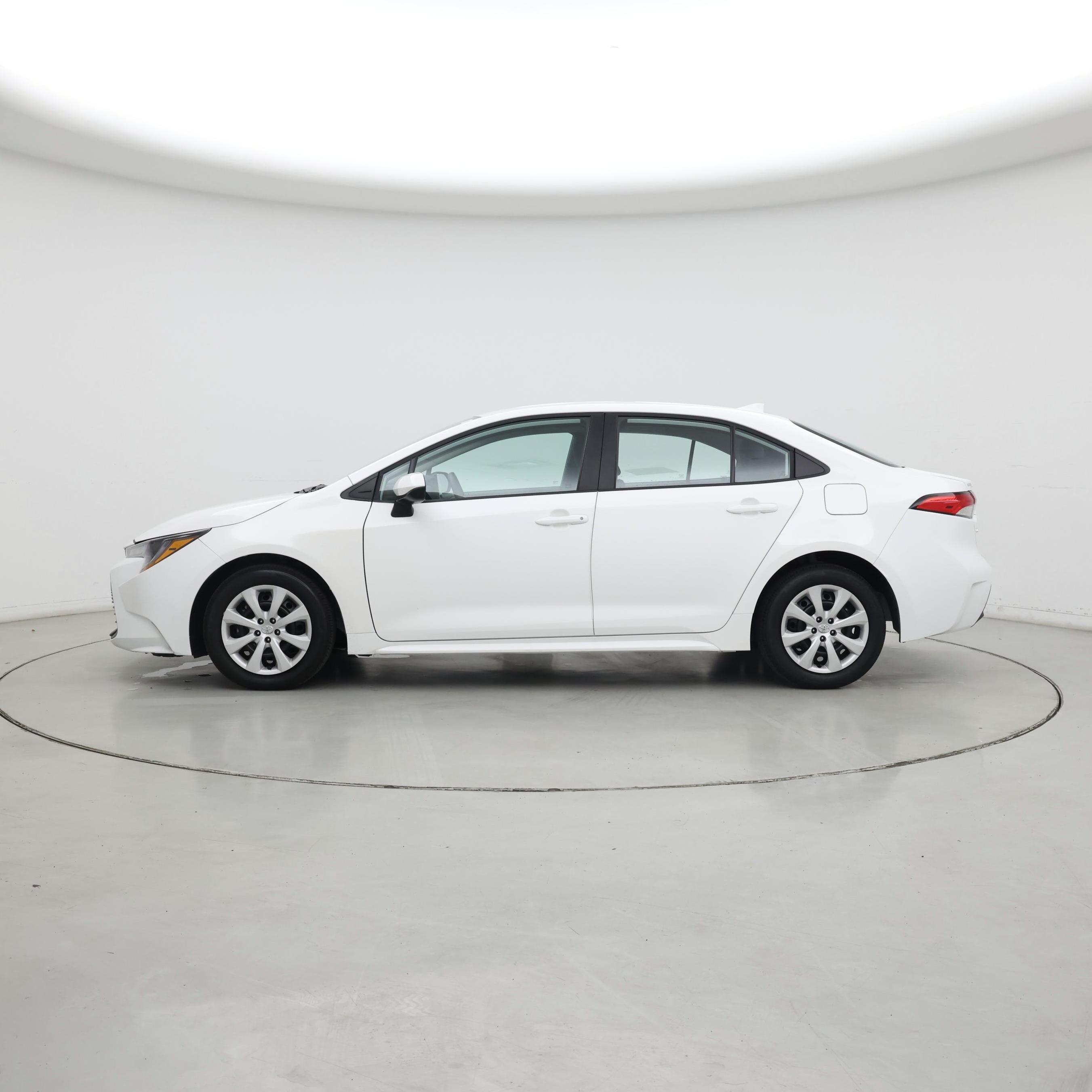 Thumbnail: 2025 Toyota Corolla - 3