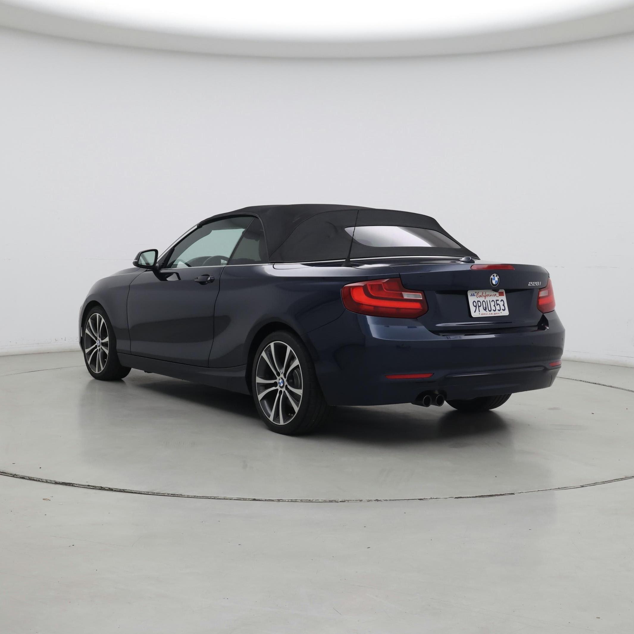 Thumbnail: 2016 BMW 2 Series - 2