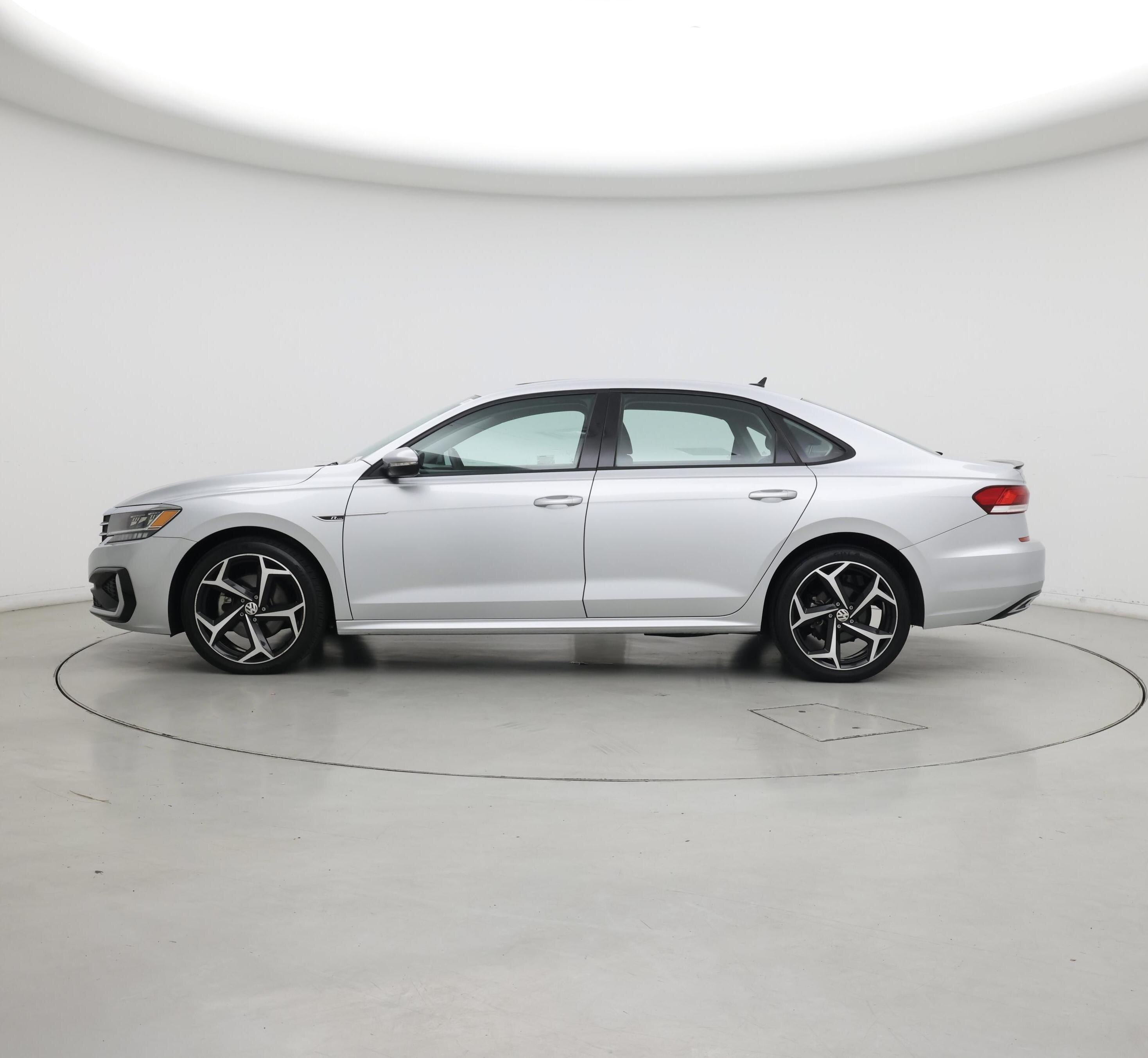 Thumbnail: 2020 Volkswagen Passat - 3