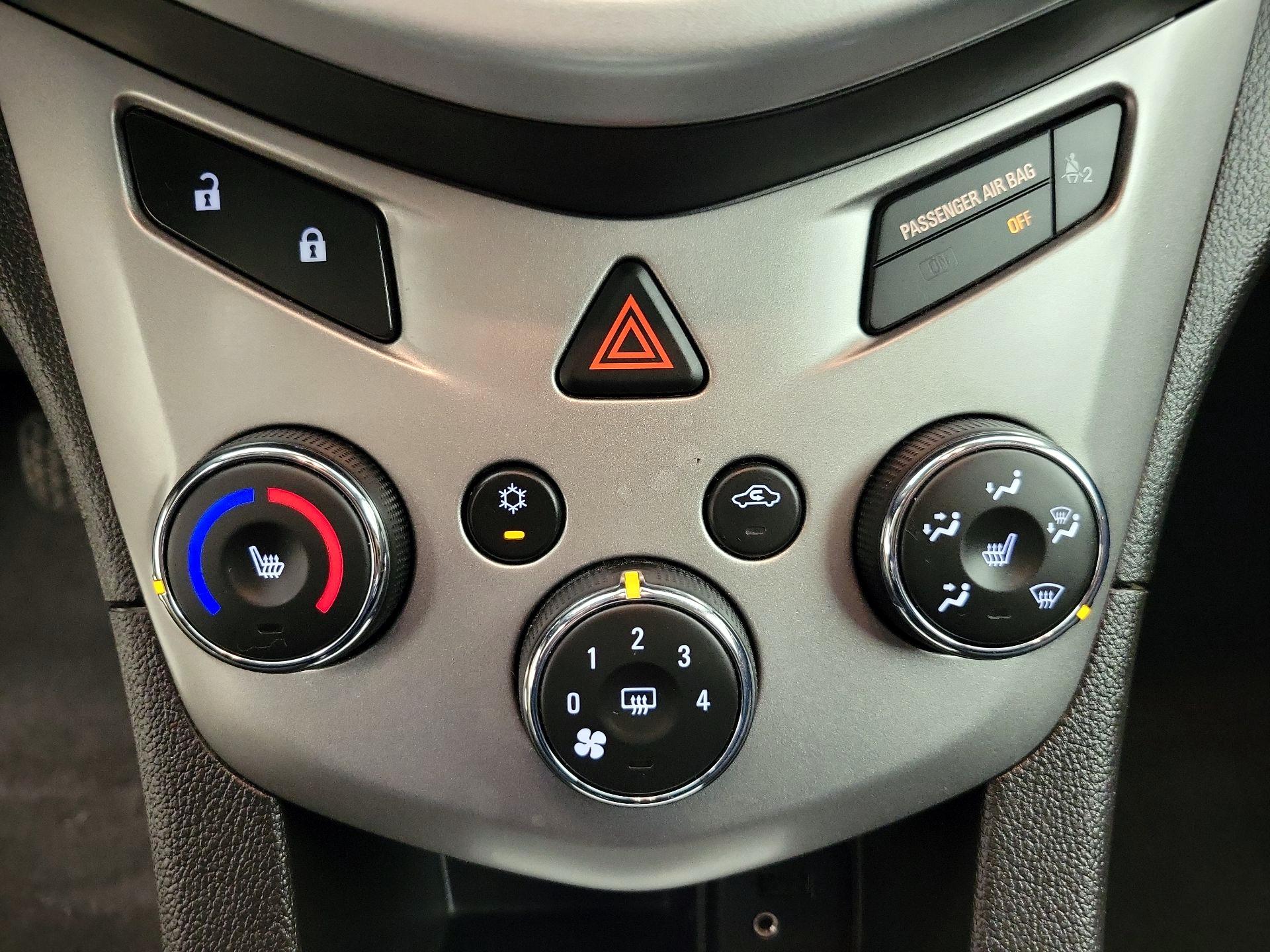 Thumbnail: 2017 Chevrolet Sonic - 16