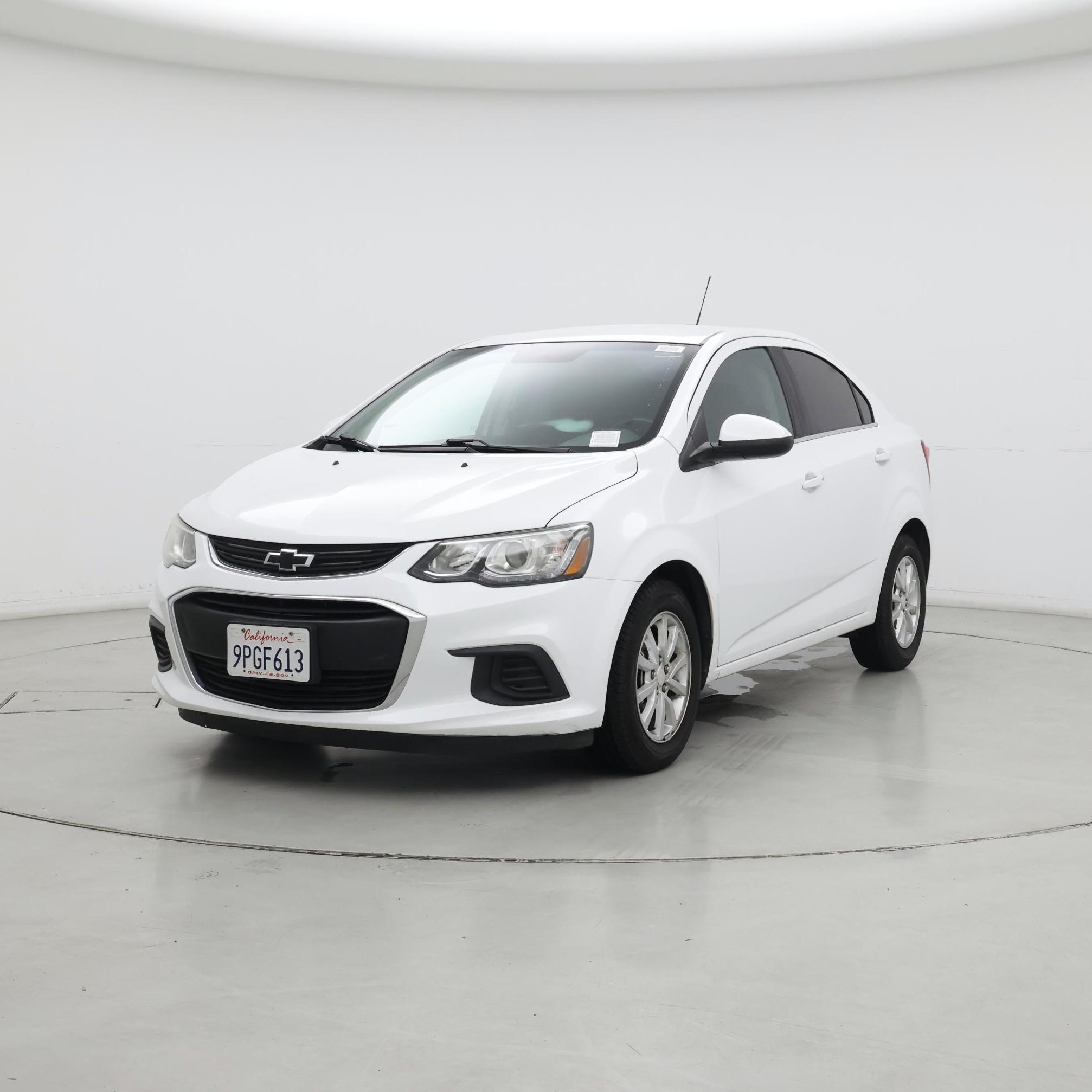 Thumbnail: 2017 Chevrolet Sonic - 4