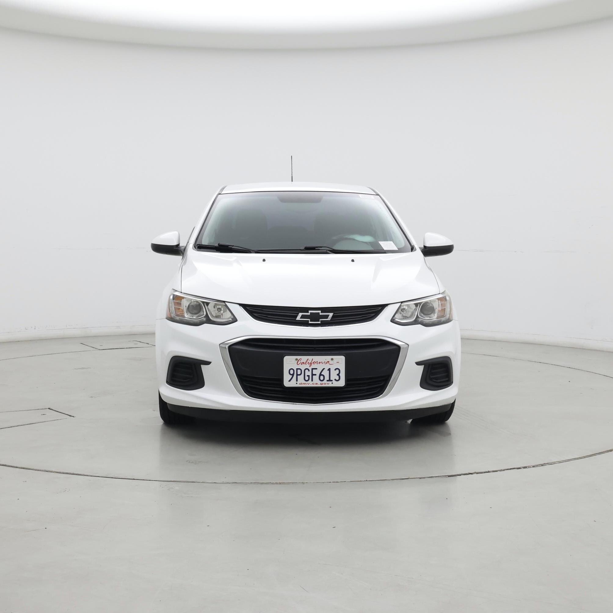 Thumbnail: 2017 Chevrolet Sonic - 5