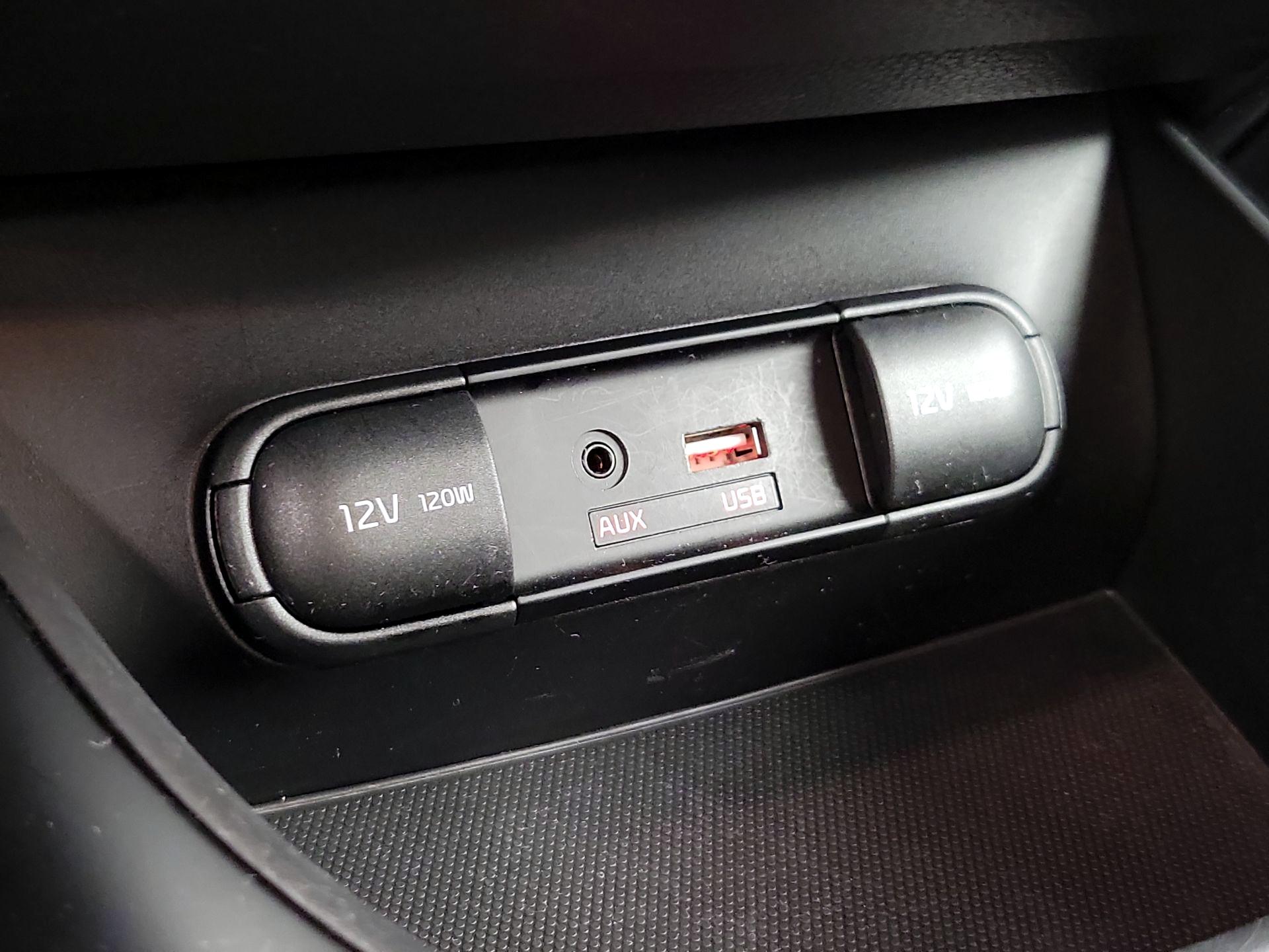 Thumbnail: 2019 Kia Soul - 18