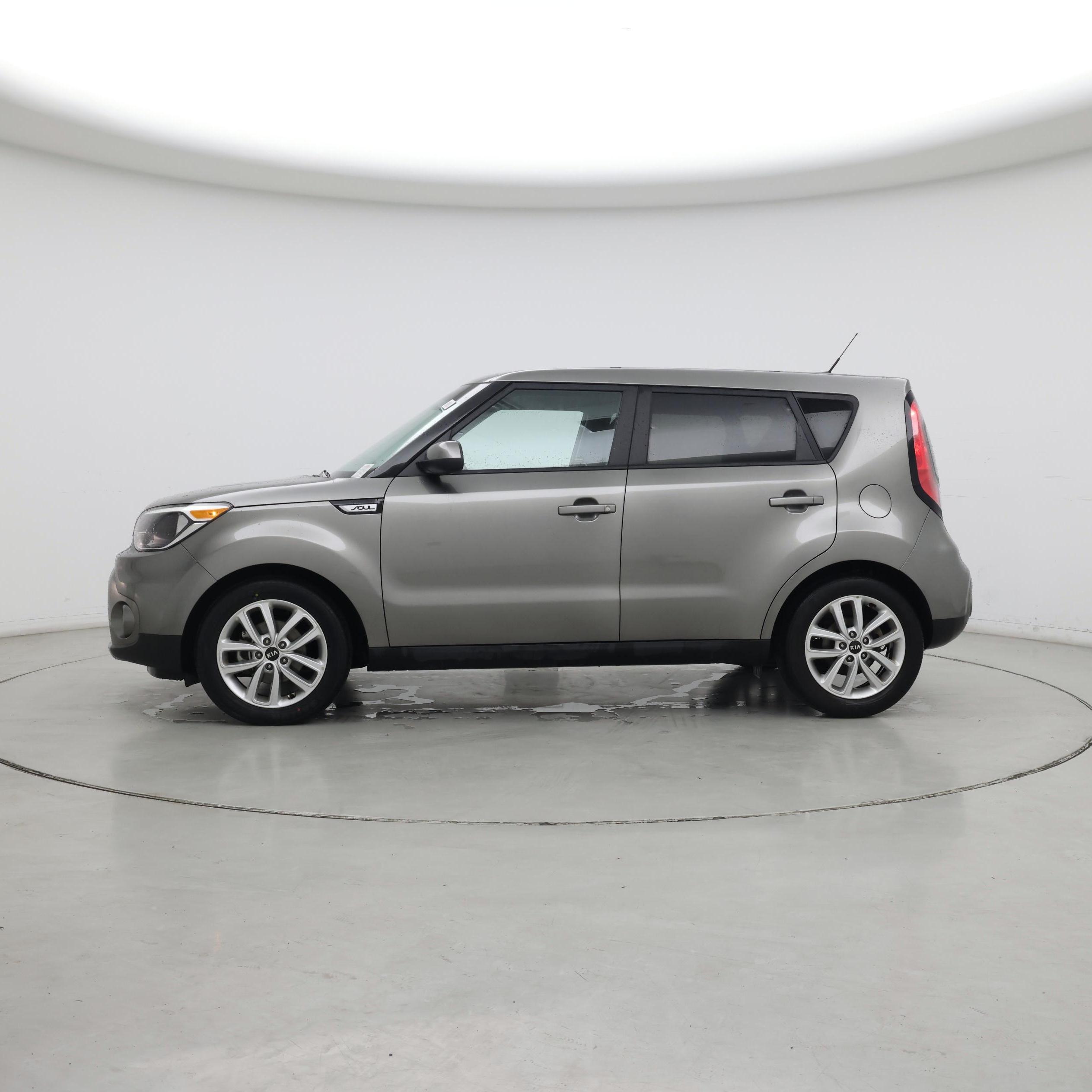 Thumbnail: 2019 Kia Soul - 3