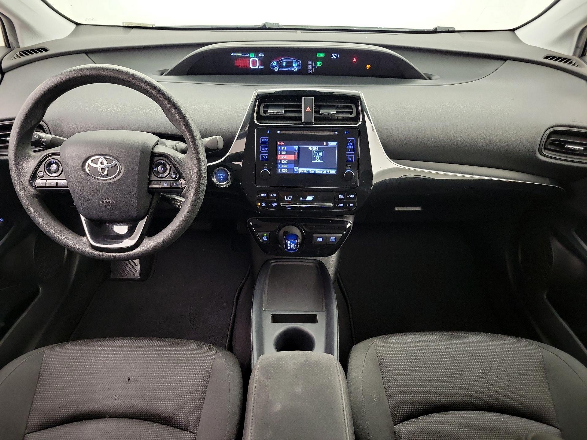 Thumbnail: 2019 Toyota Prius - 9