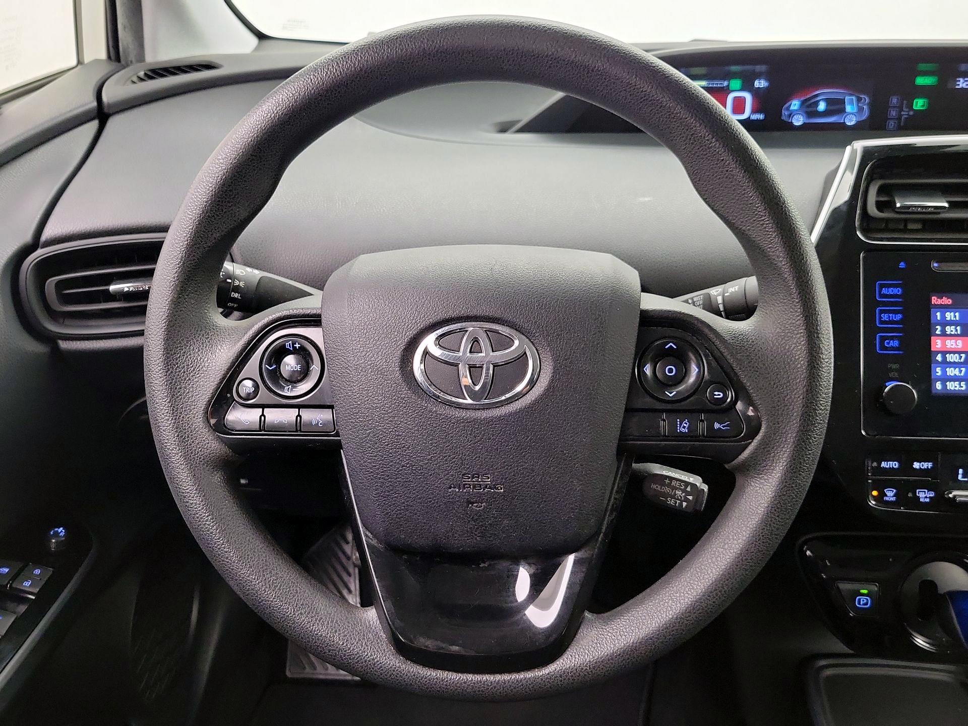 Thumbnail: 2019 Toyota Prius - 10