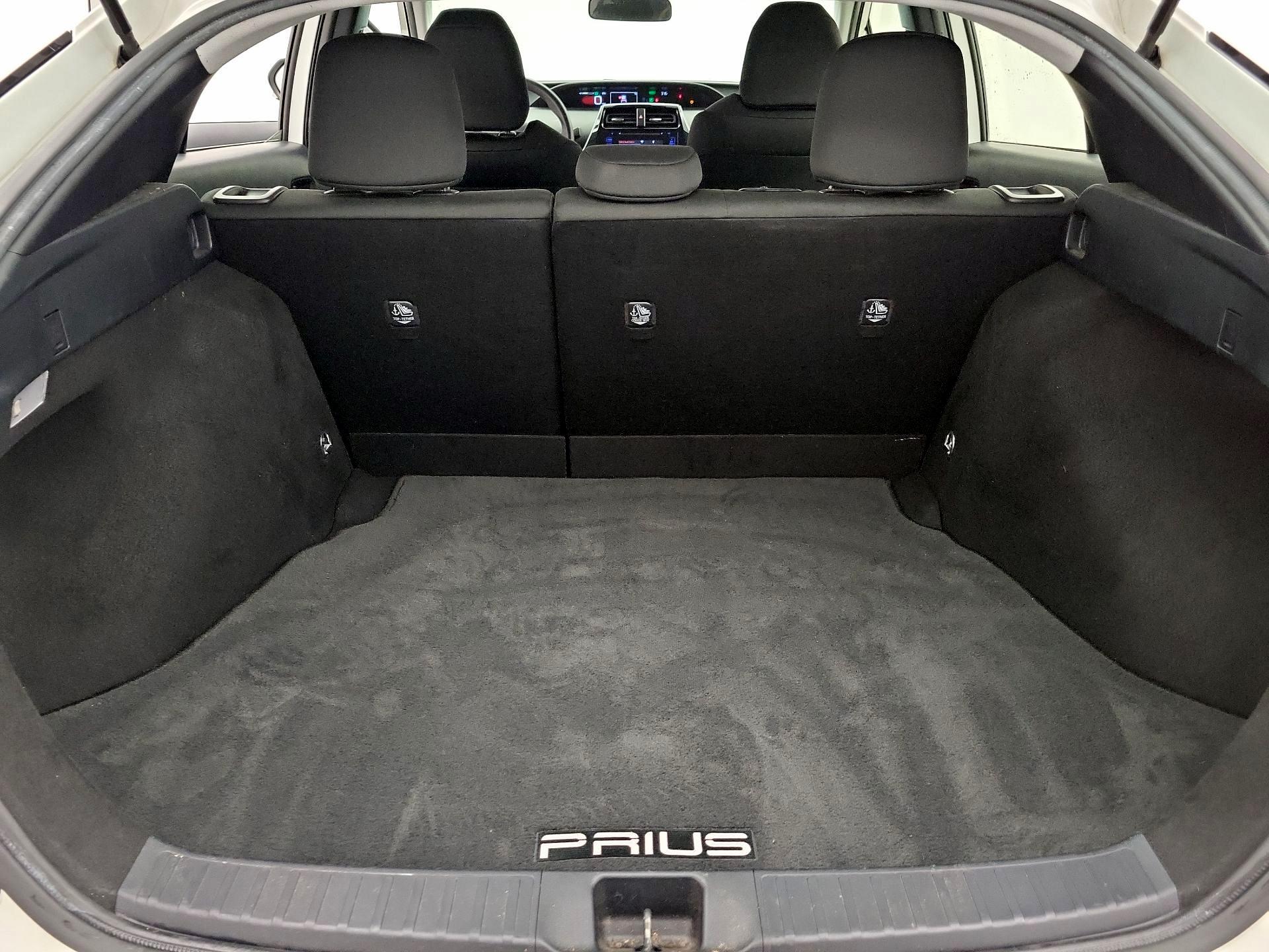 Thumbnail: 2019 Toyota Prius - 20