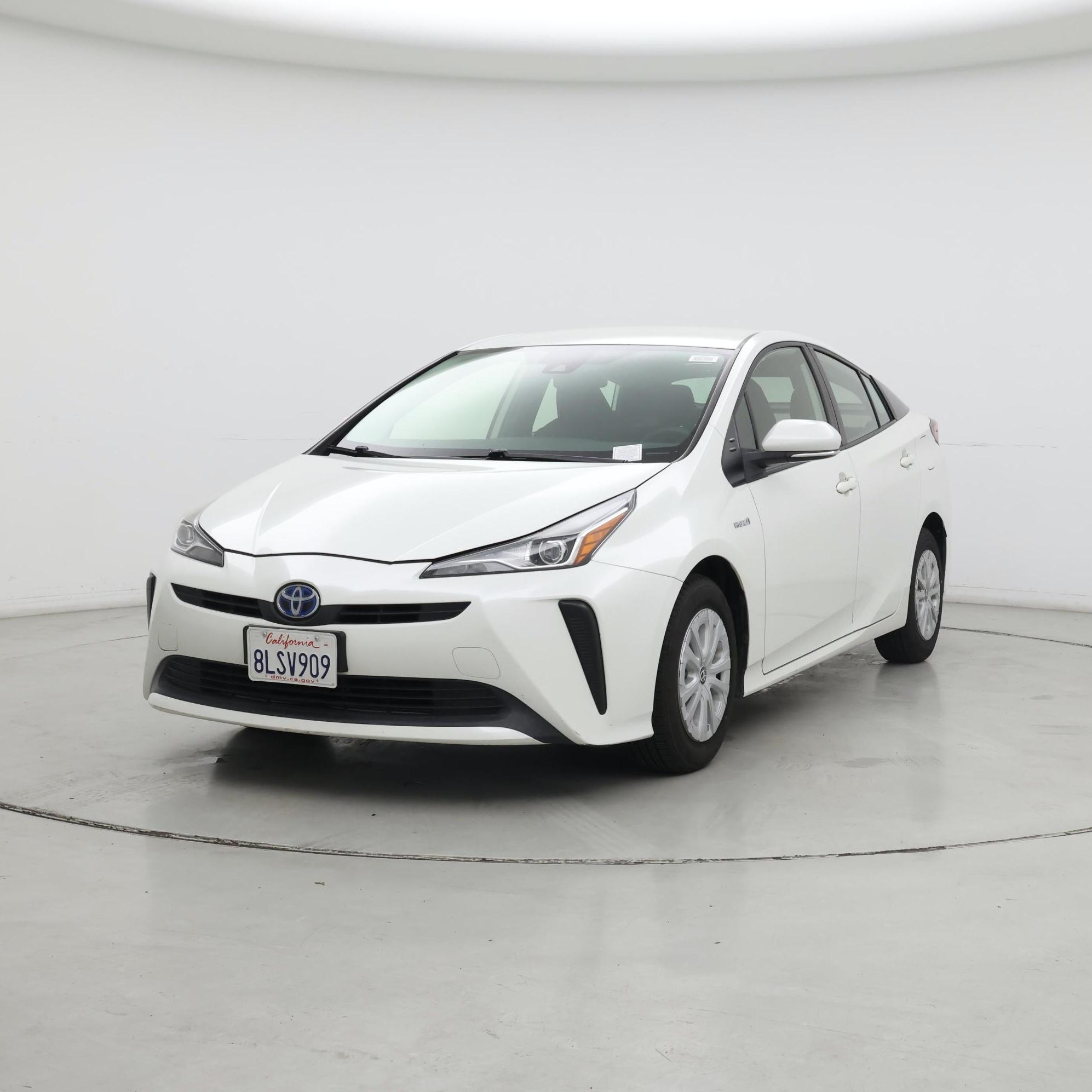 Thumbnail: 2019 Toyota Prius - 4