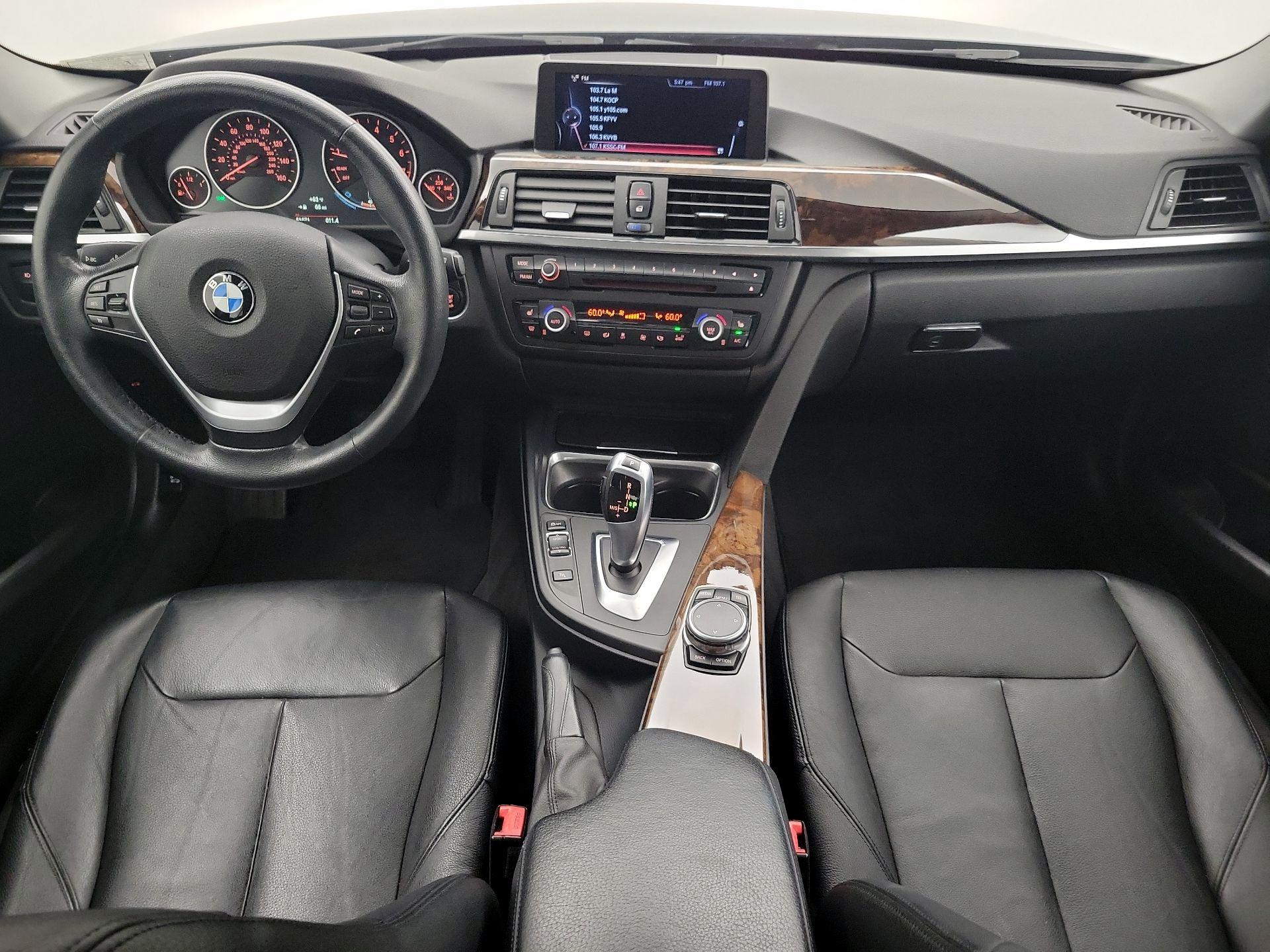 Thumbnail: 2015 BMW 3 Series - 9