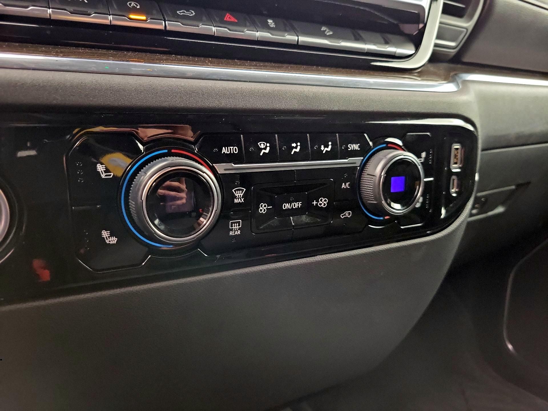 Thumbnail: 2023 Chevrolet Silverado 1500 - 16