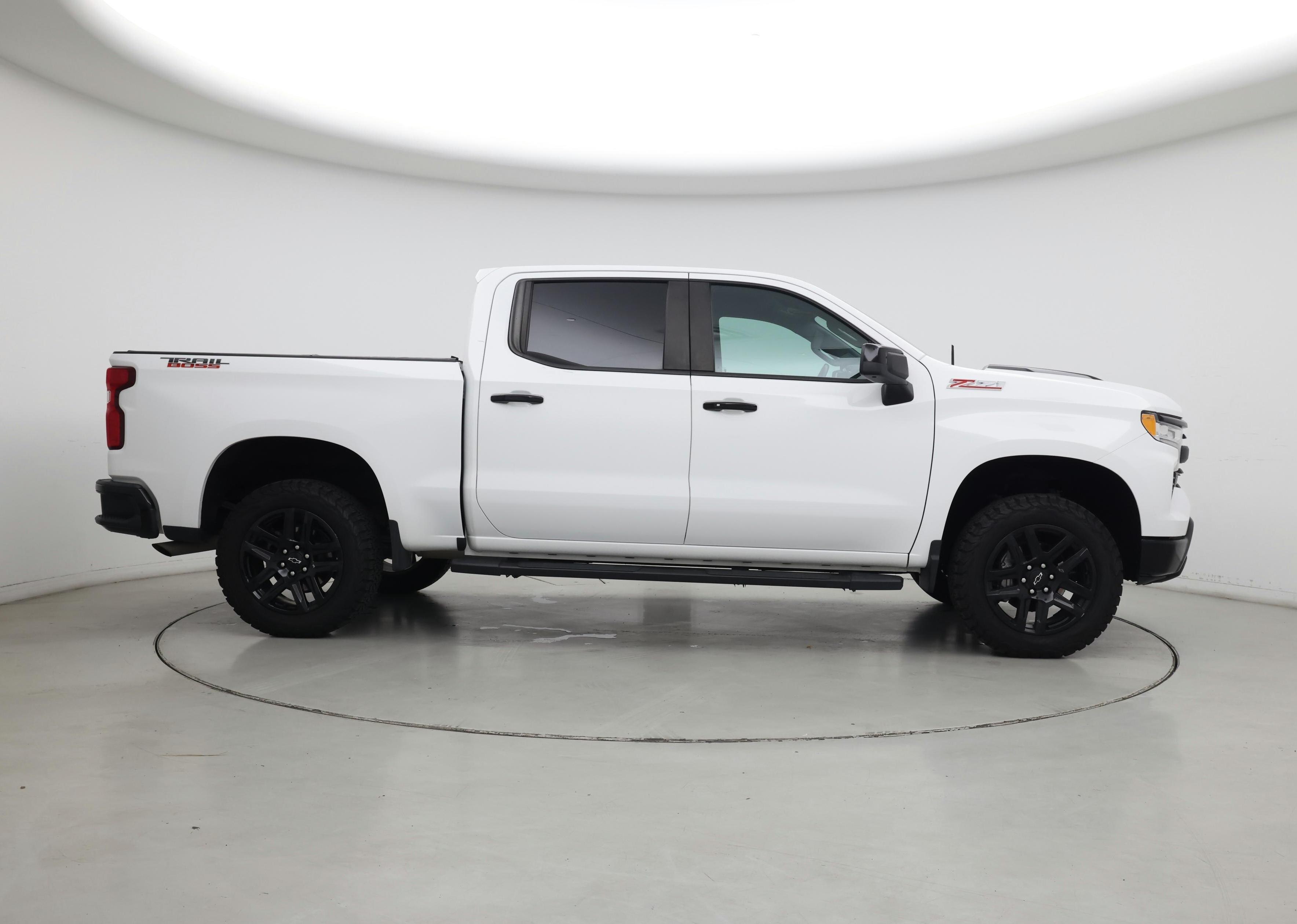 Thumbnail: 2023 Chevrolet Silverado 1500 - 7