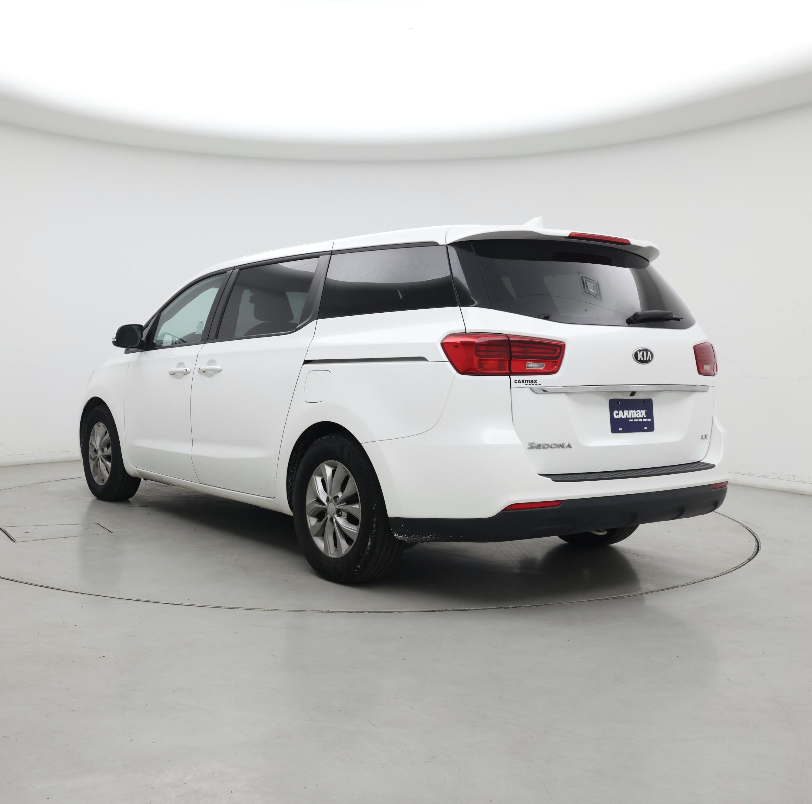 Thumbnail: 2019 Kia Sedona - 2