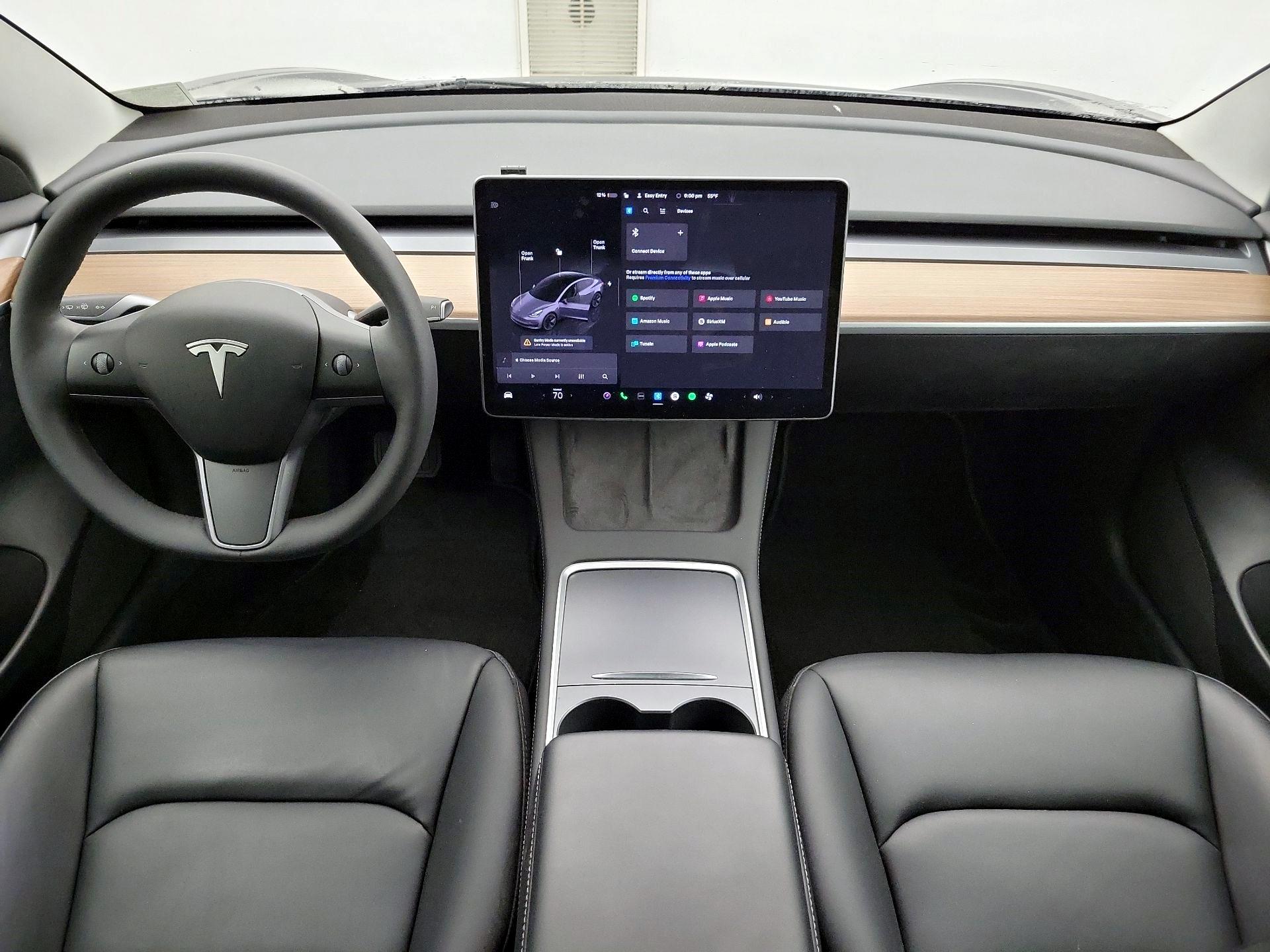 Thumbnail: 2023 Tesla Model 3 - 9