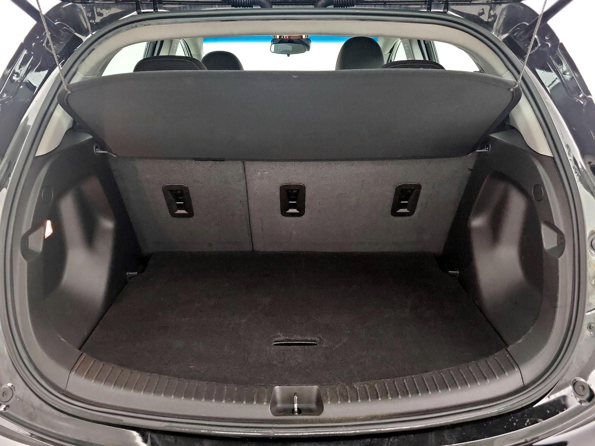 Thumbnail: 2023 Chevrolet Bolt EV - 20