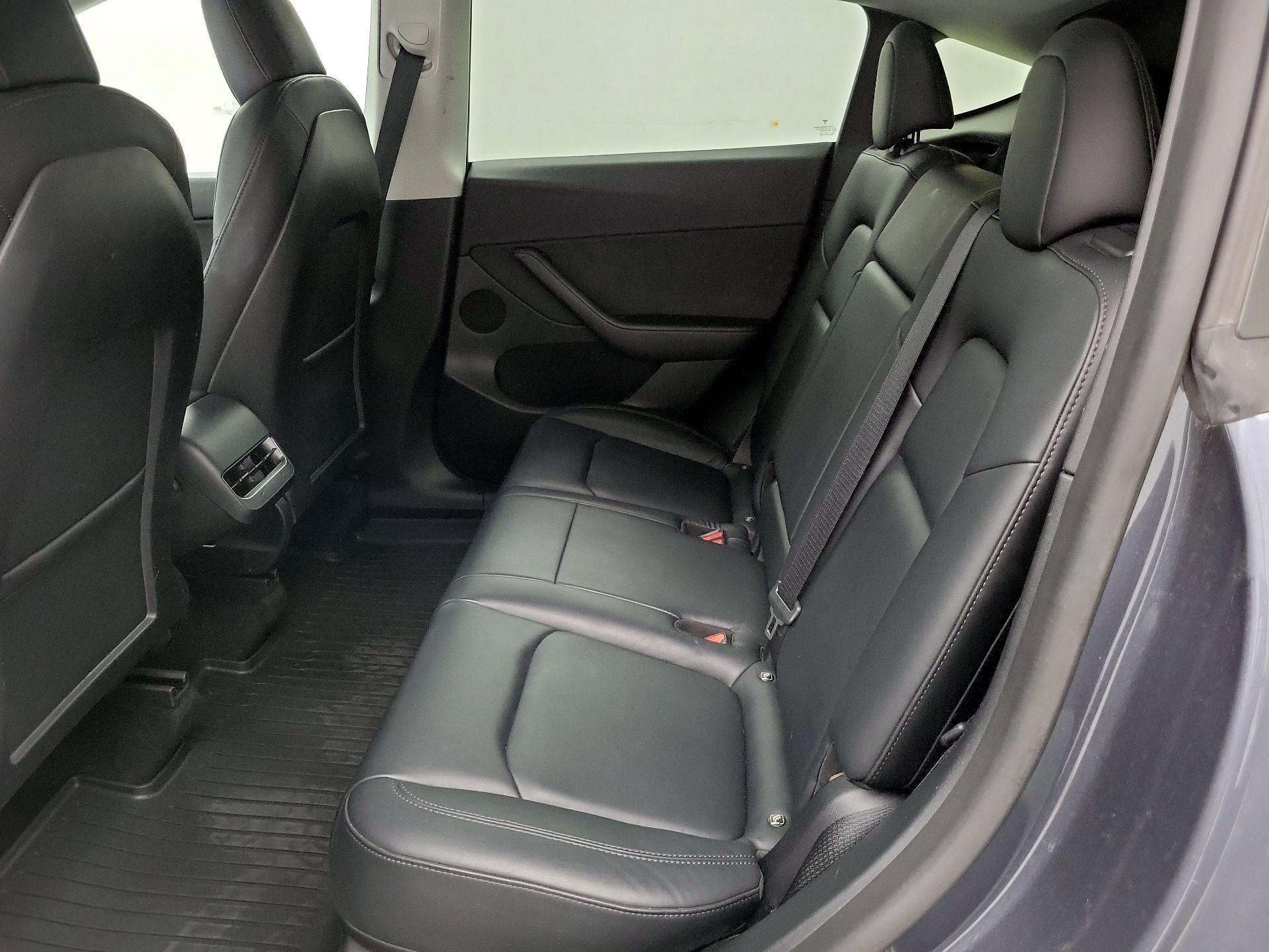 Thumbnail: 2022 Tesla Model Y - 20