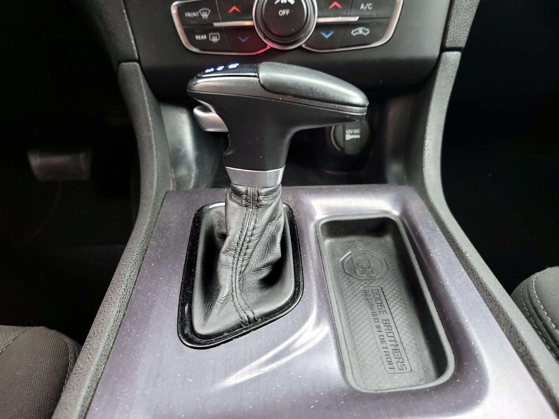 Thumbnail: 2018 Dodge Charger - 17