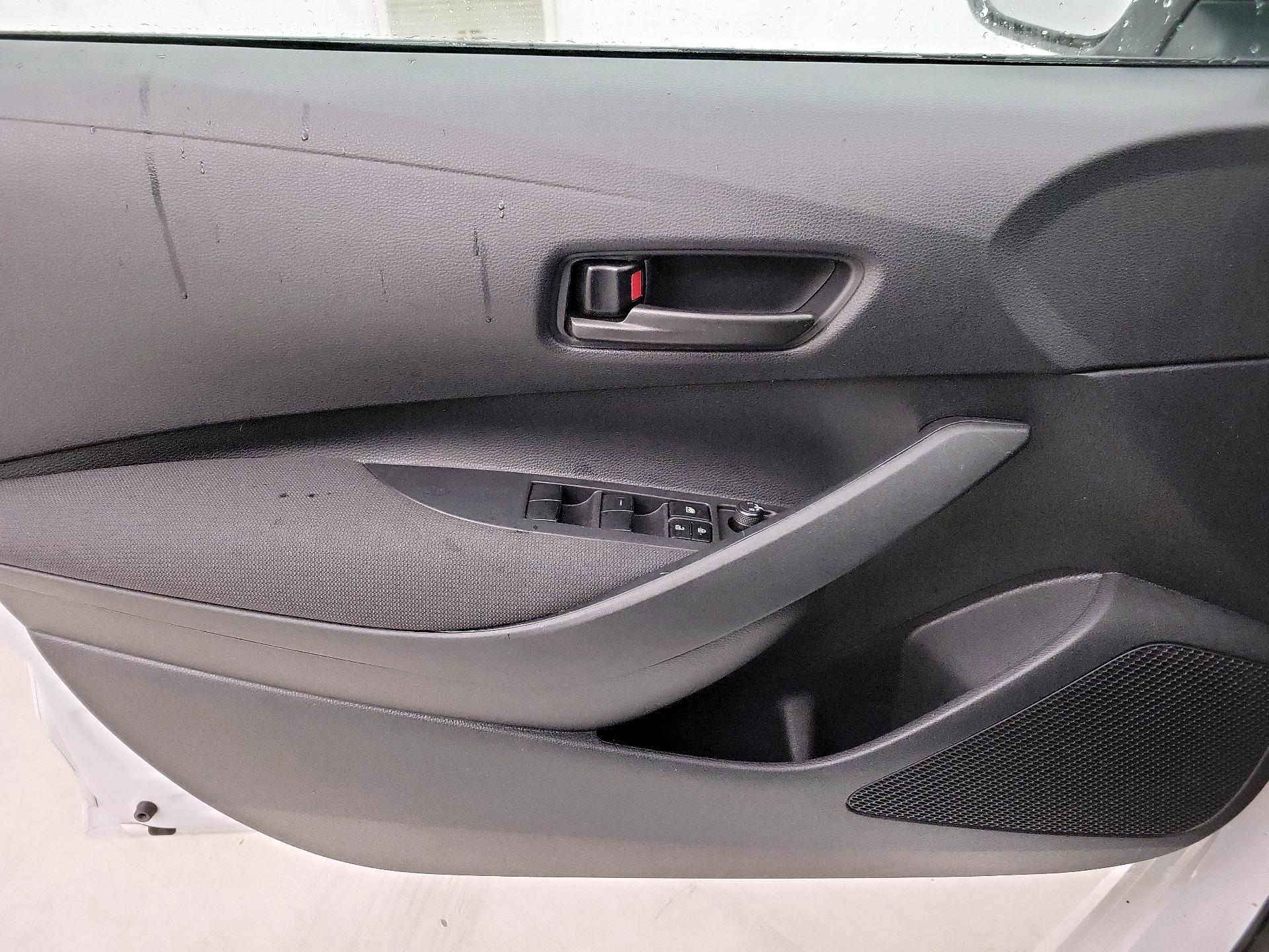 Thumbnail: 2025 Toyota Corolla - 12