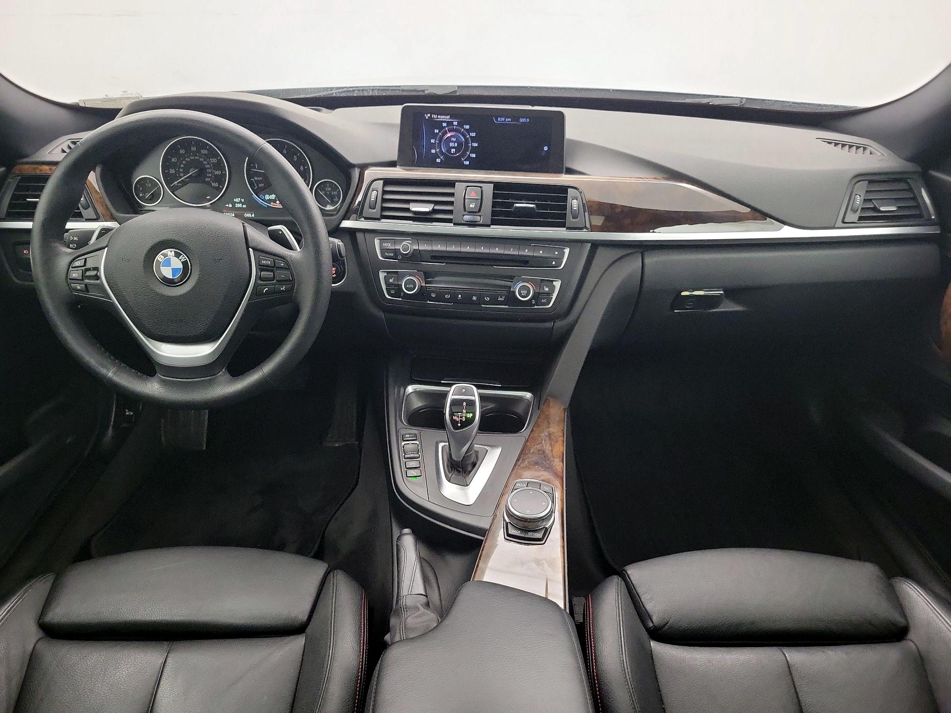 Thumbnail: 2015 BMW 3 Series - 9