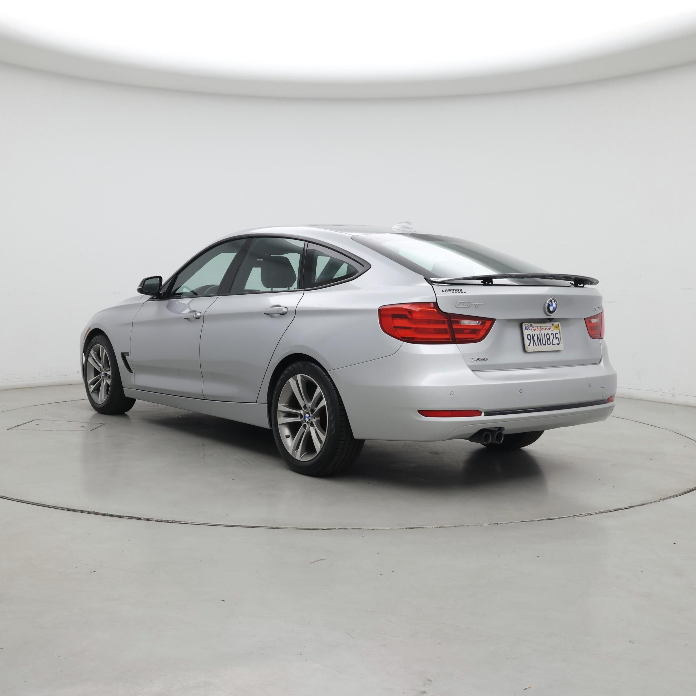 Thumbnail: 2015 BMW 3 Series - 2