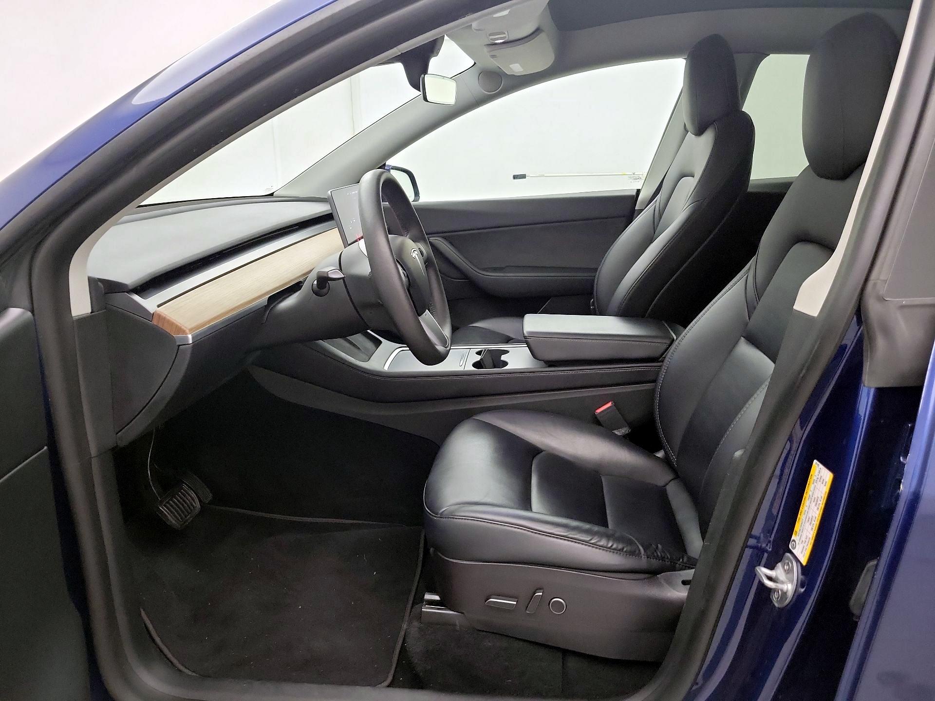 Thumbnail: 2022 Tesla Model Y - 11