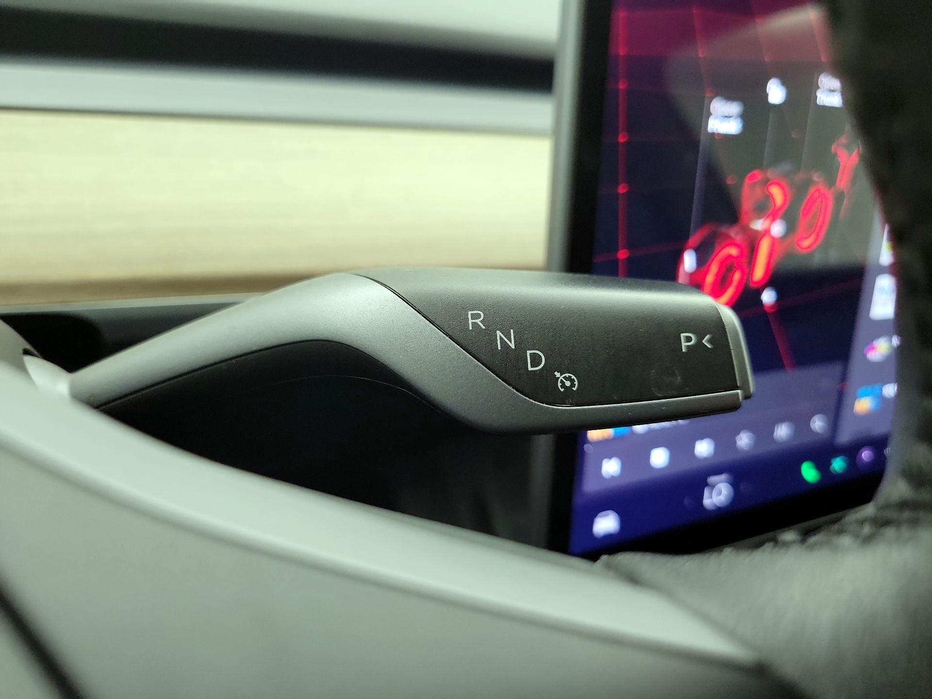 Thumbnail: 2022 Tesla Model Y - 17