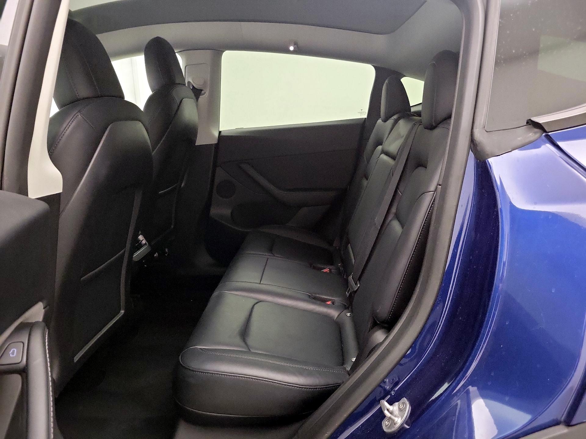 Thumbnail: 2022 Tesla Model Y - 18