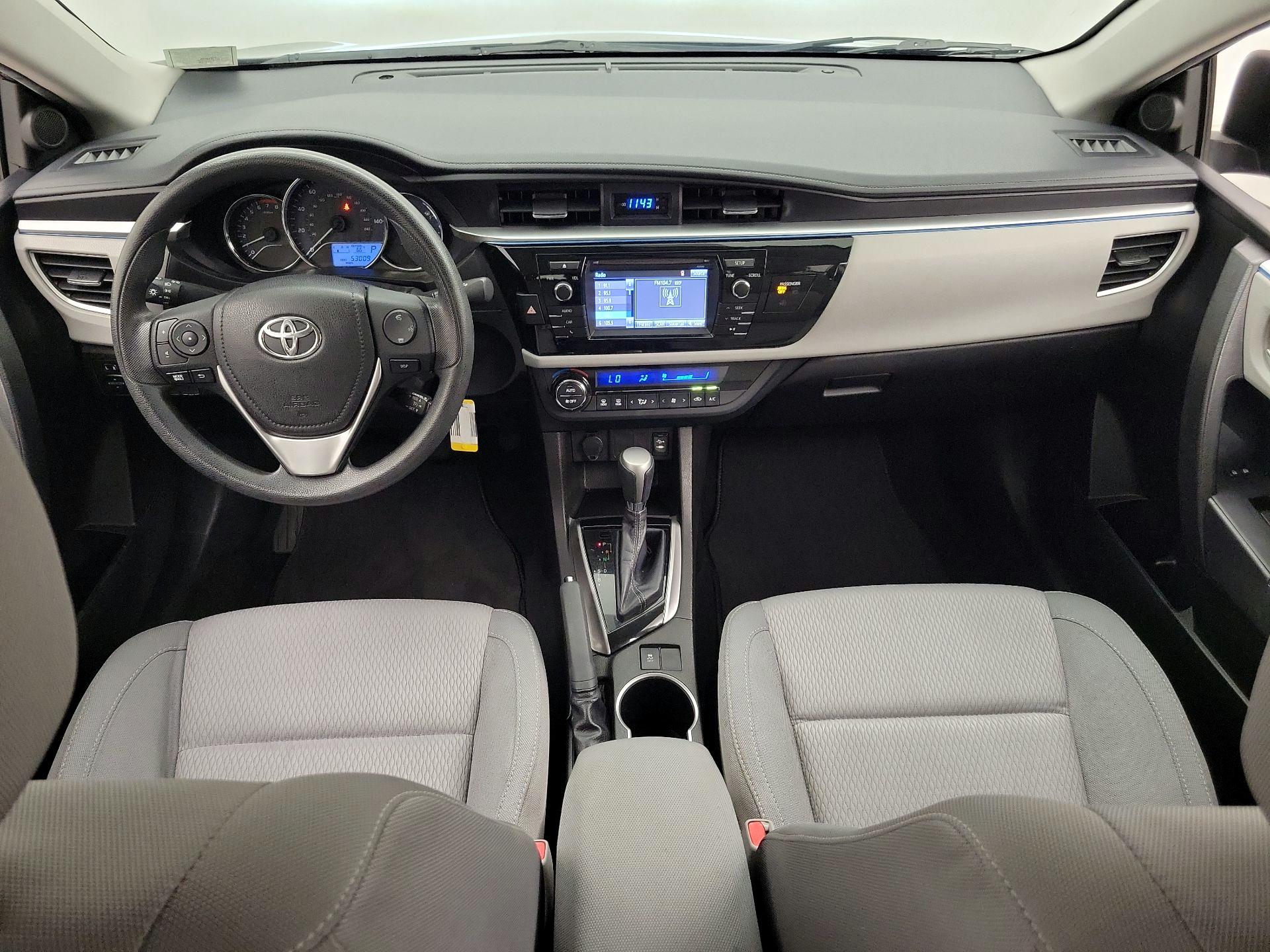 Thumbnail: 2015 Toyota Corolla - 9