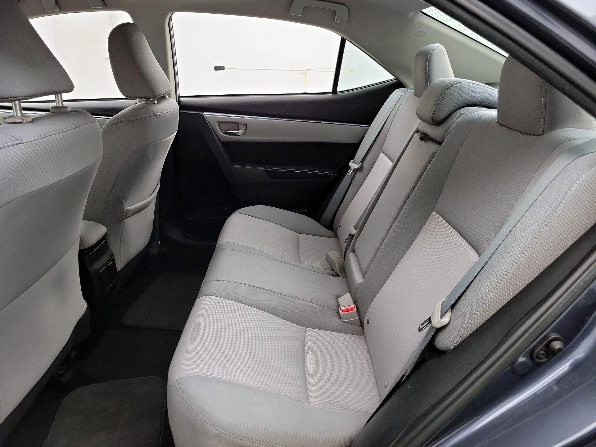 Thumbnail: 2015 Toyota Corolla - 19