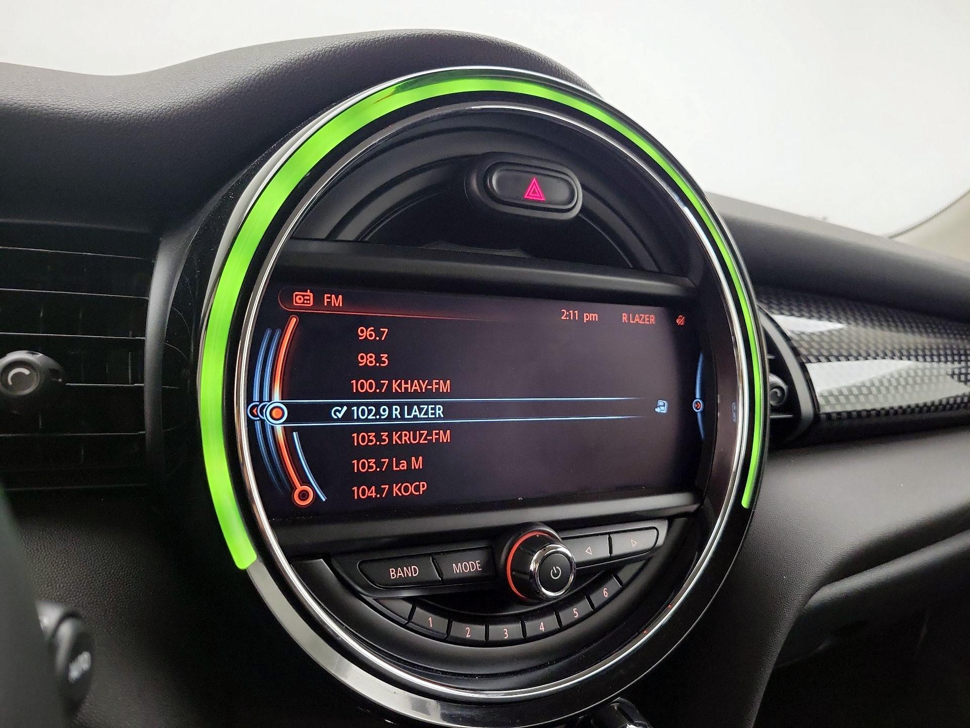 Thumbnail: 2017 MINI Cooper Hardtop - 16