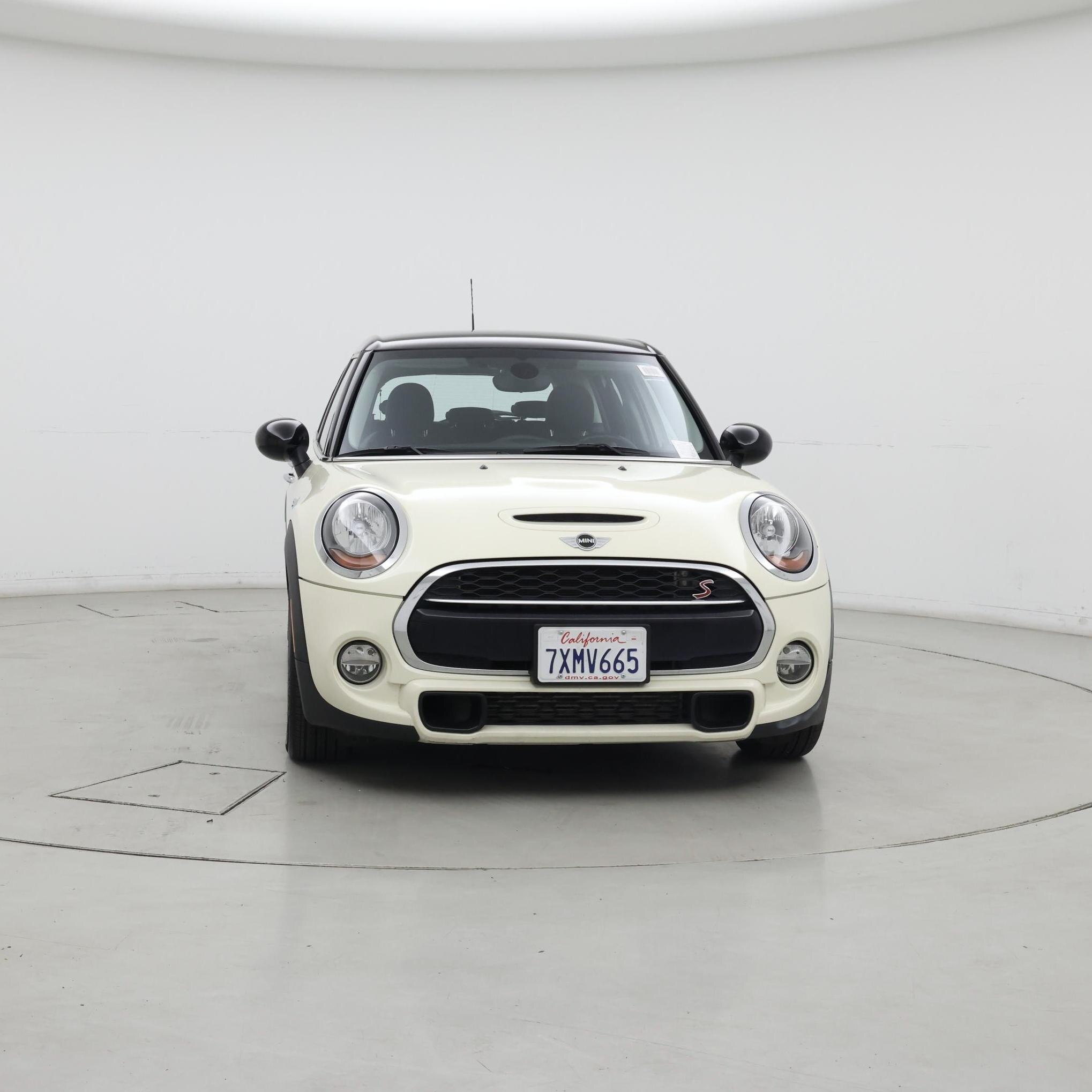 Thumbnail: 2017 MINI Cooper Hardtop - 5