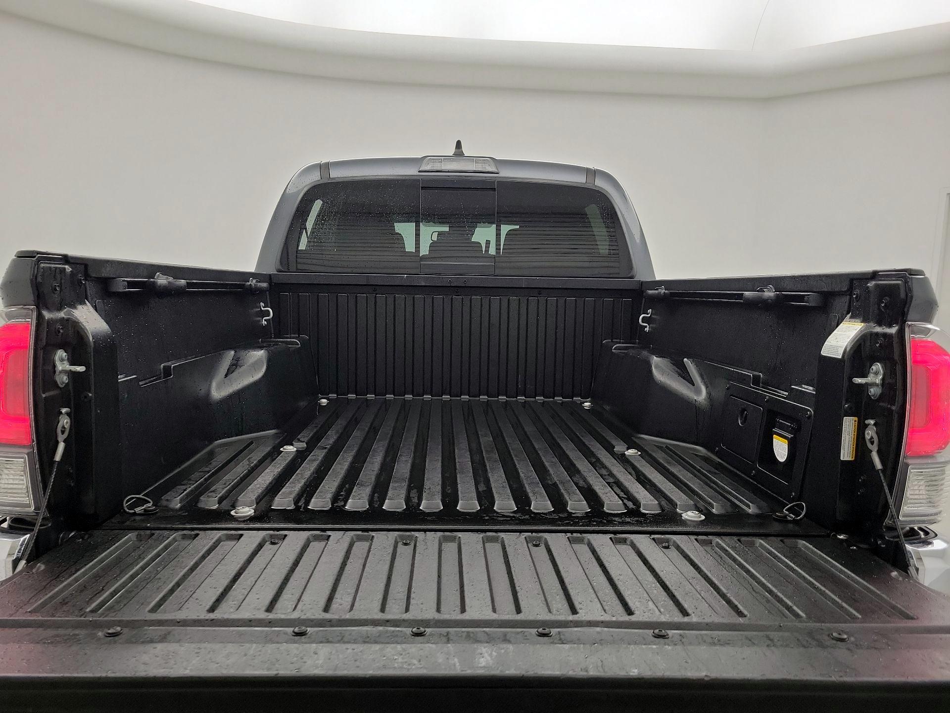 Thumbnail: 2023 Toyota Tacoma - 20