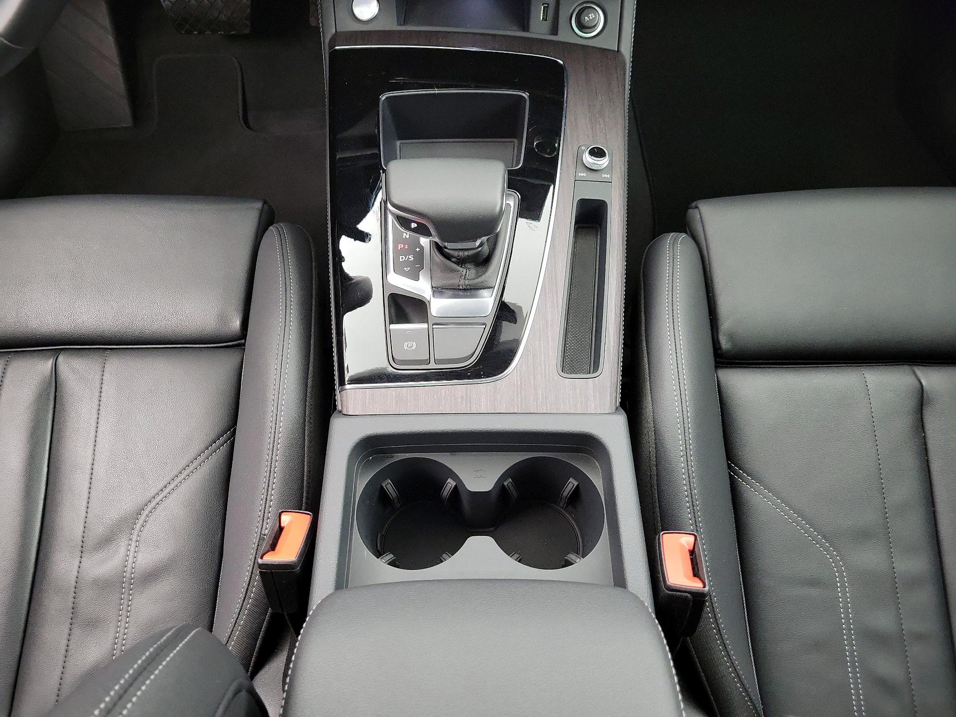 Thumbnail: 2024 Audi Q5 - 18