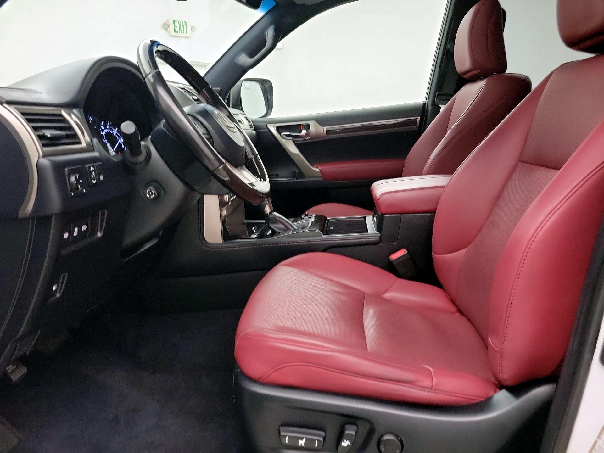 Thumbnail: 2020 Lexus GX - 11