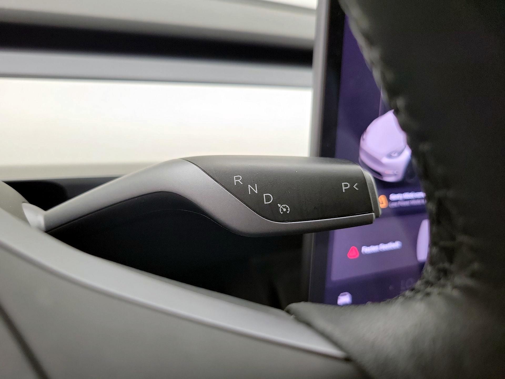 Thumbnail: 2022 Tesla Model Y - 17