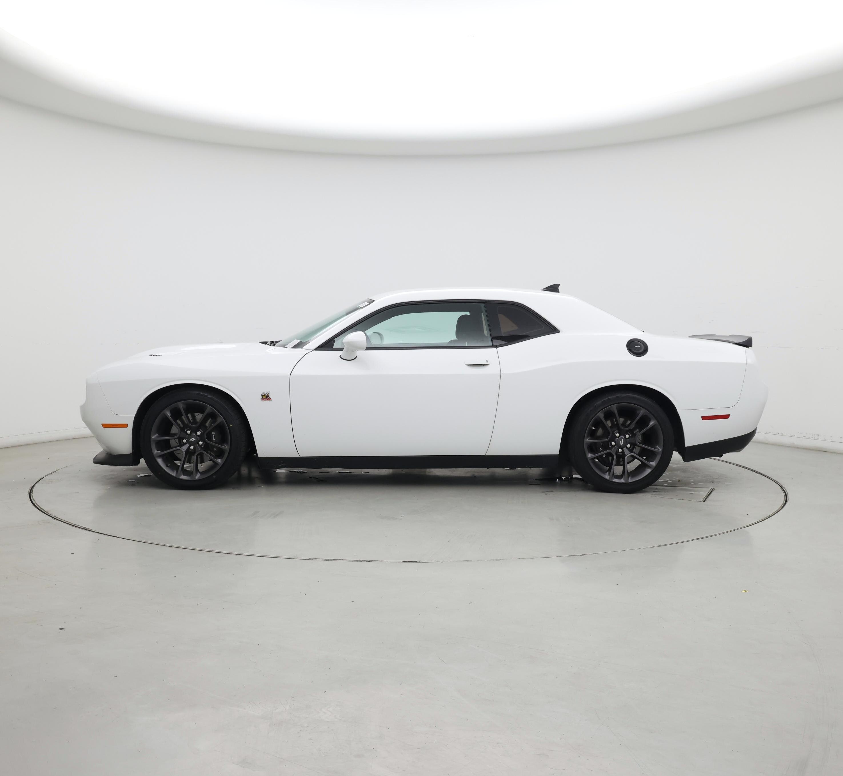 Thumbnail: 2019 Dodge Challenger - 3