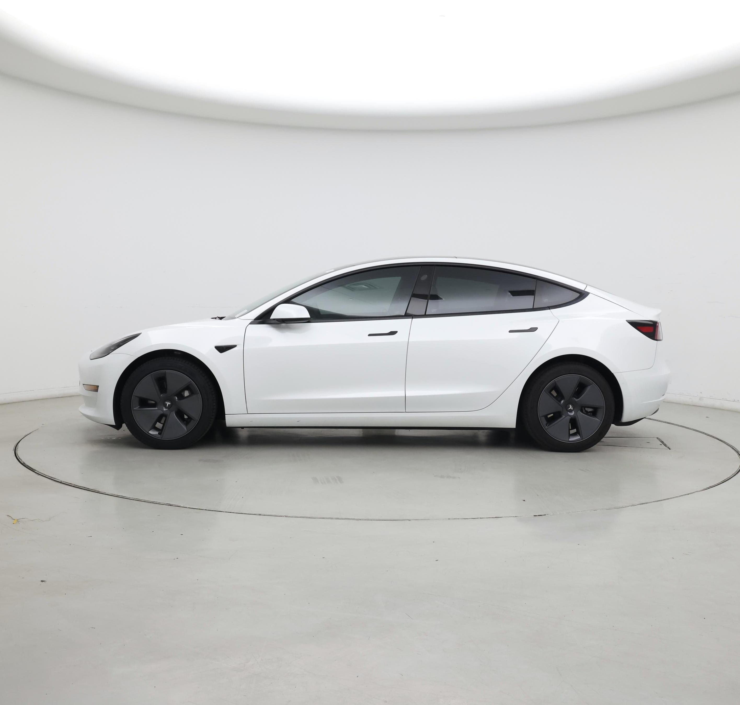 Thumbnail: 2023 Tesla Model 3 - 3