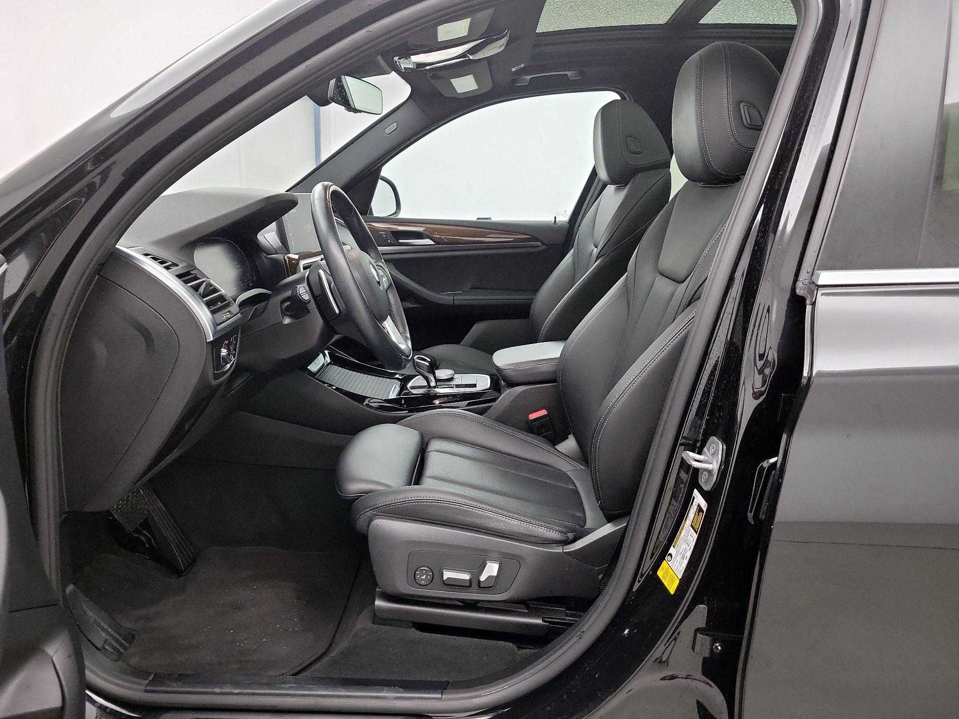 Thumbnail: 2022 BMW X3 - 11