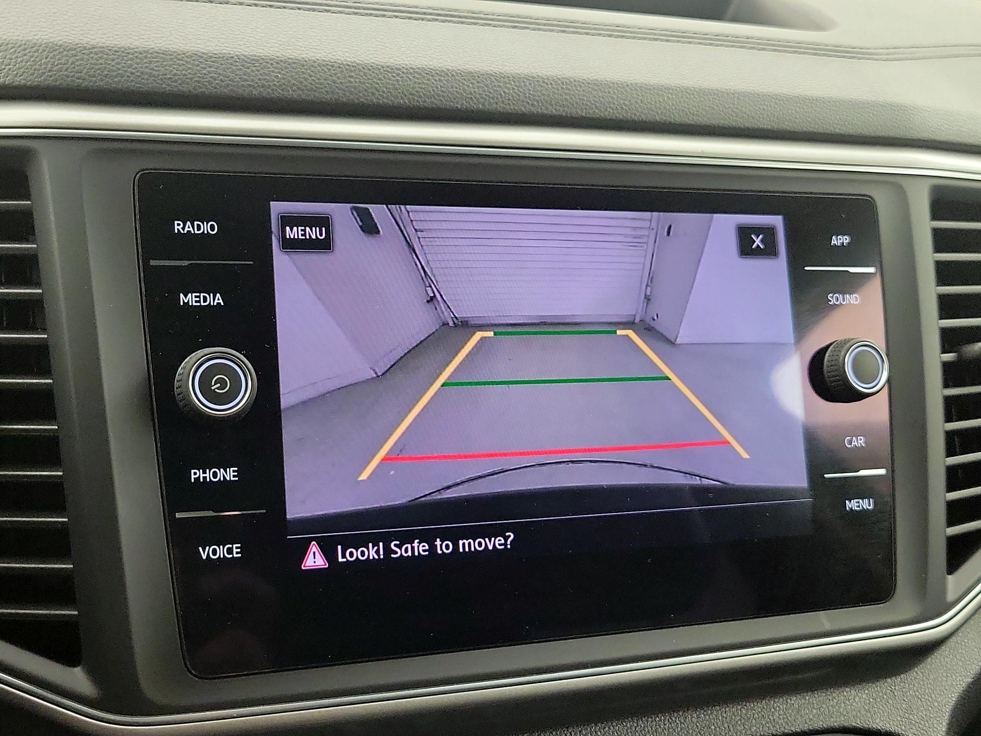 Thumbnail: 2018 Volkswagen Atlas - 14