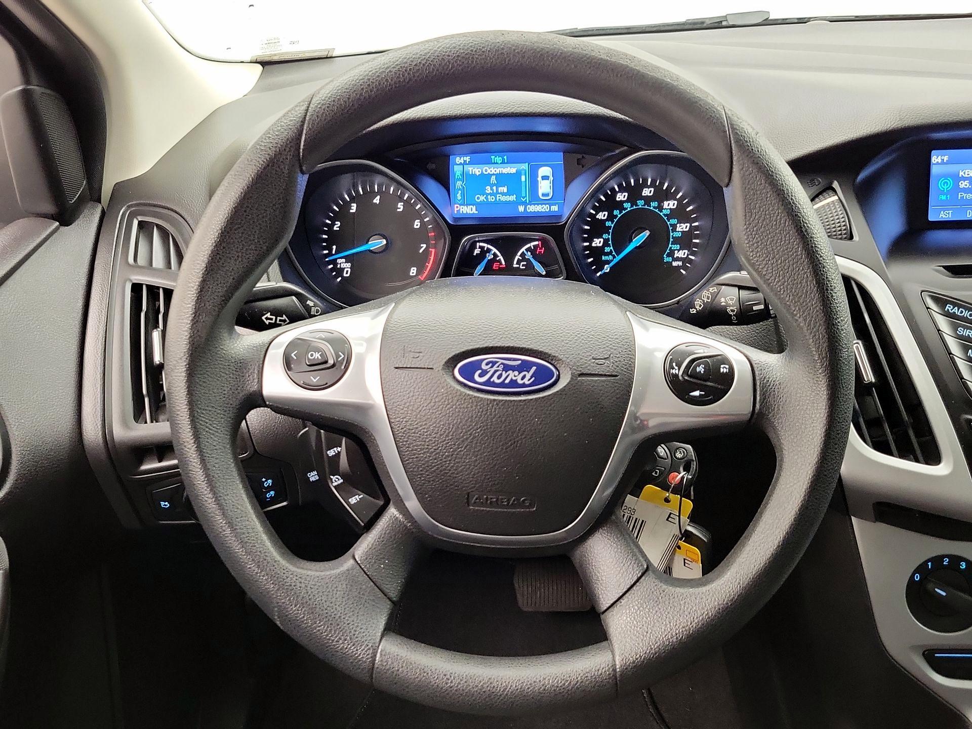 Thumbnail: 2014 Ford Focus - 10