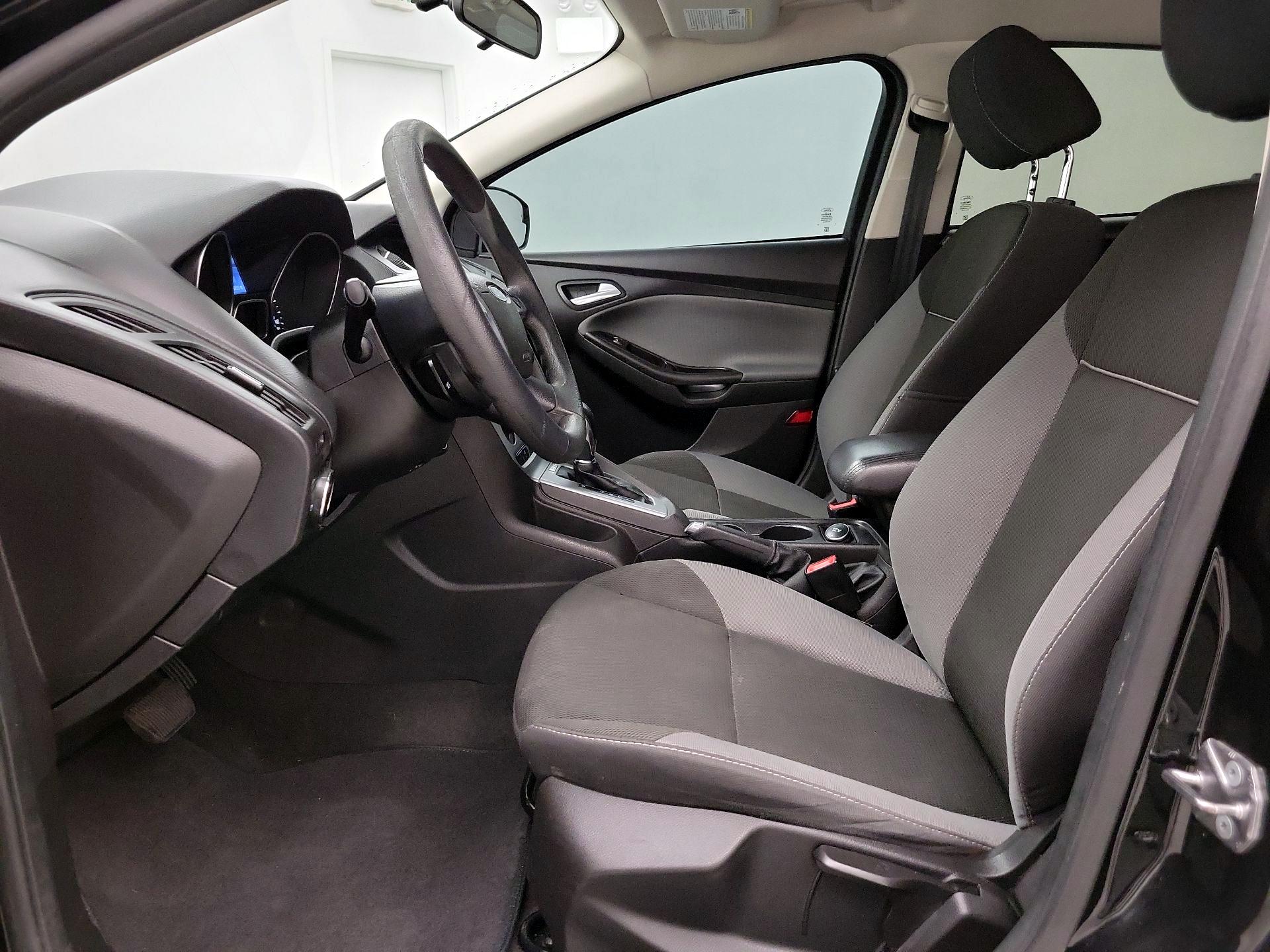 Thumbnail: 2014 Ford Focus - 11