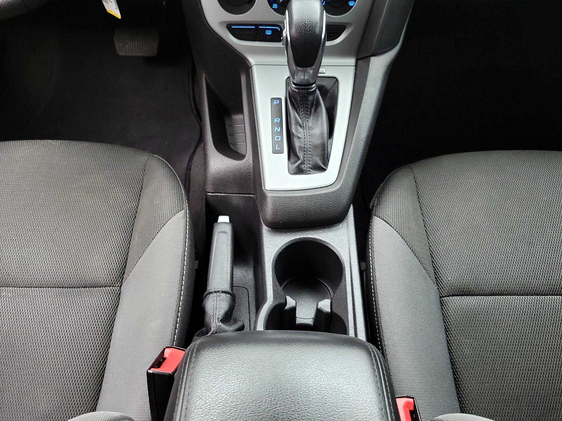 Thumbnail: 2014 Ford Focus - 16