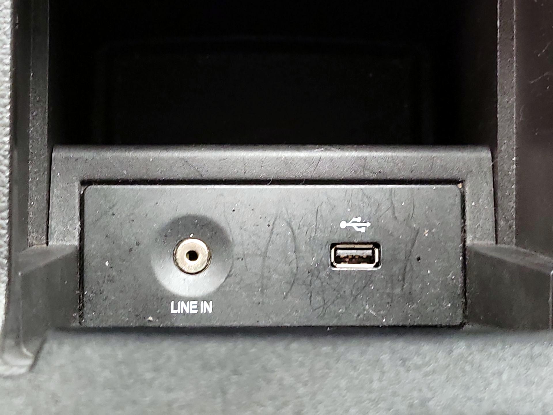 Thumbnail: 2014 Ford Focus - 17